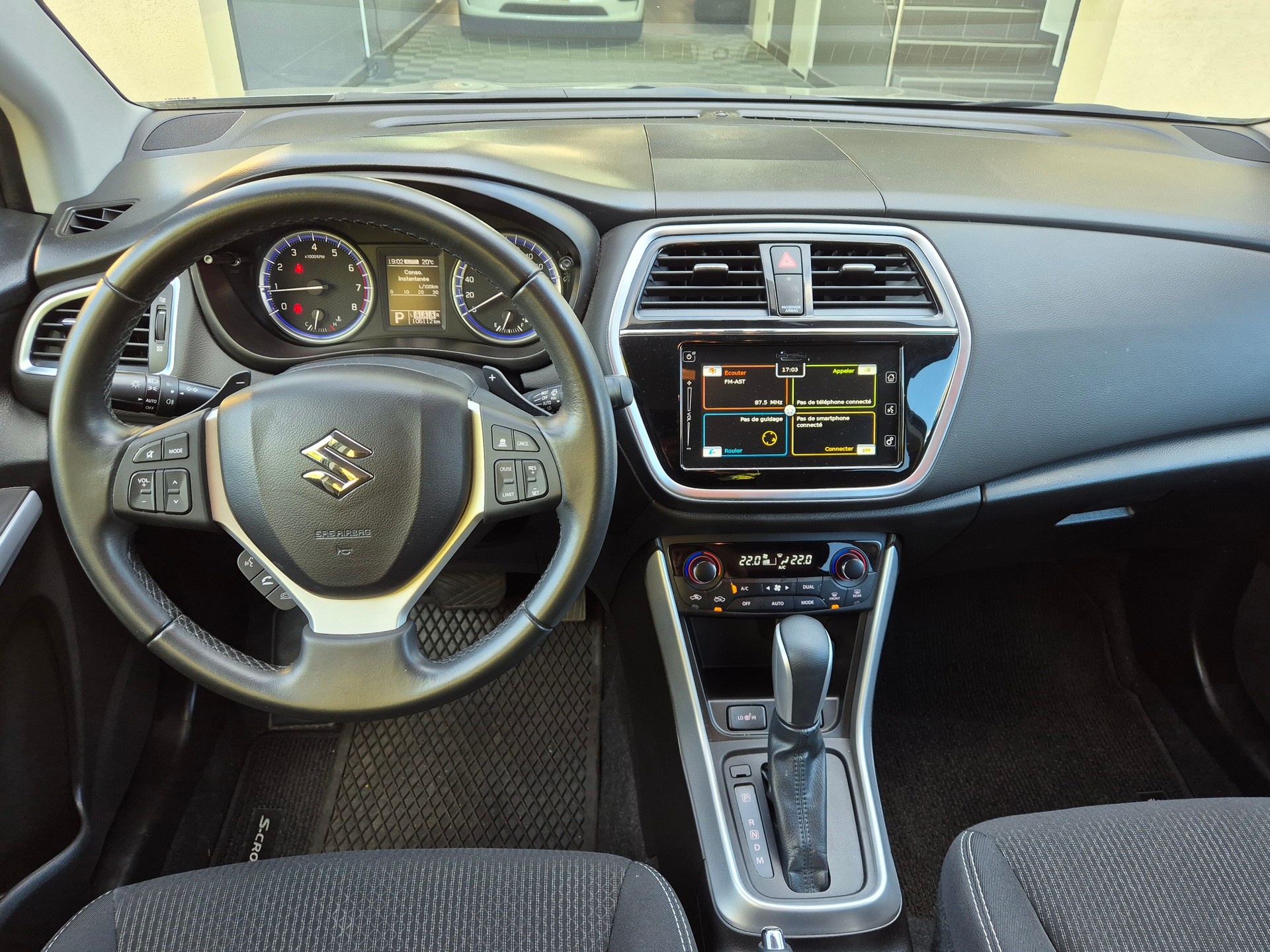 SUZUKI SX4 S-Cross 1.4 16V Compact+ Hybrid 4WD Automatic-image-14