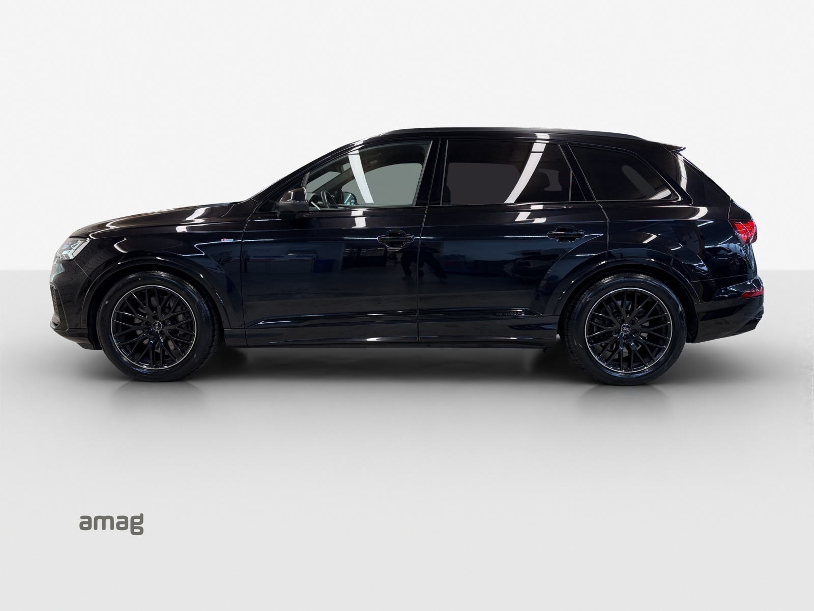 AUDI Q7 55 TFSI S Line quattro tiptronic-showroom-element-1