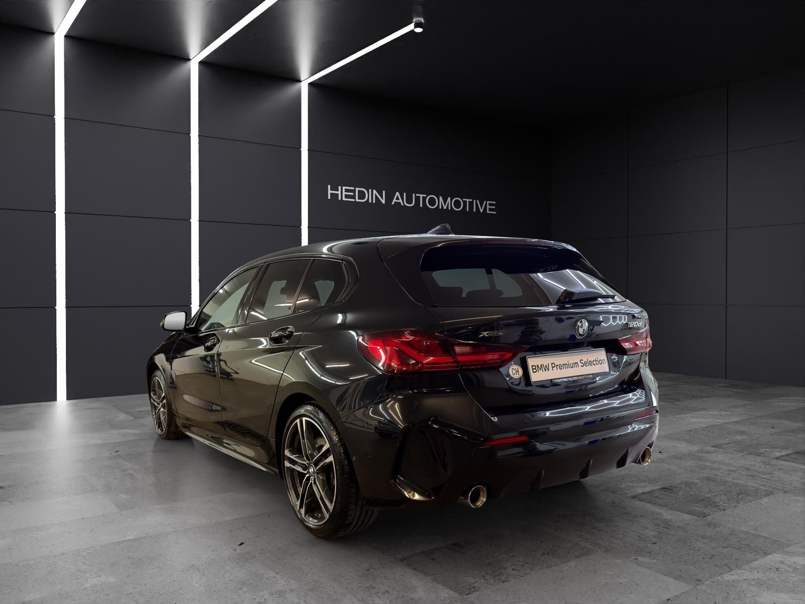 BMW 120d xDrive-showroom-element-2