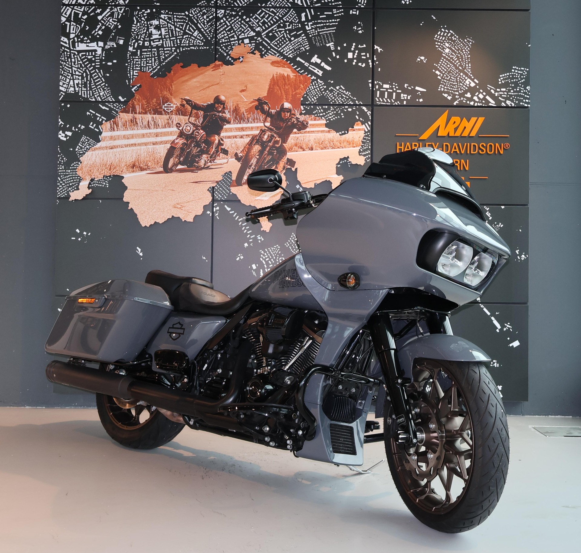 HARLEY-DAVIDSON FLTRXST Road Glide ST 117-image-3