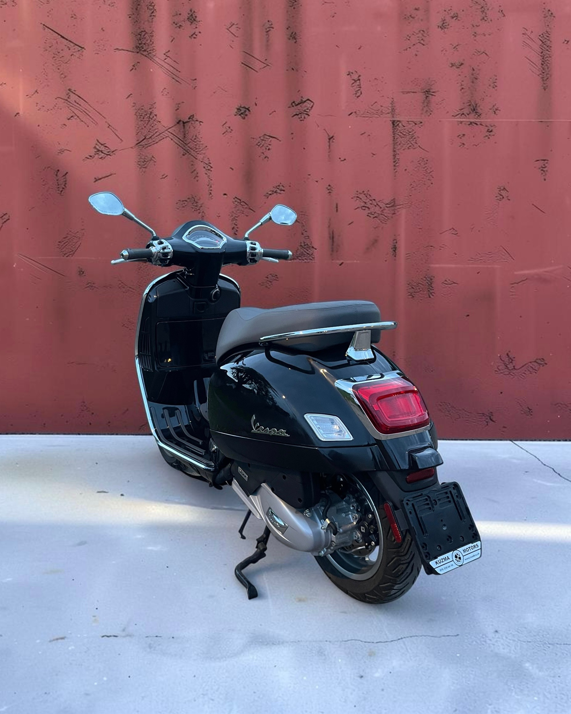 PIAGGIO Vespa GTS 125 RST Euro 5+-image-4