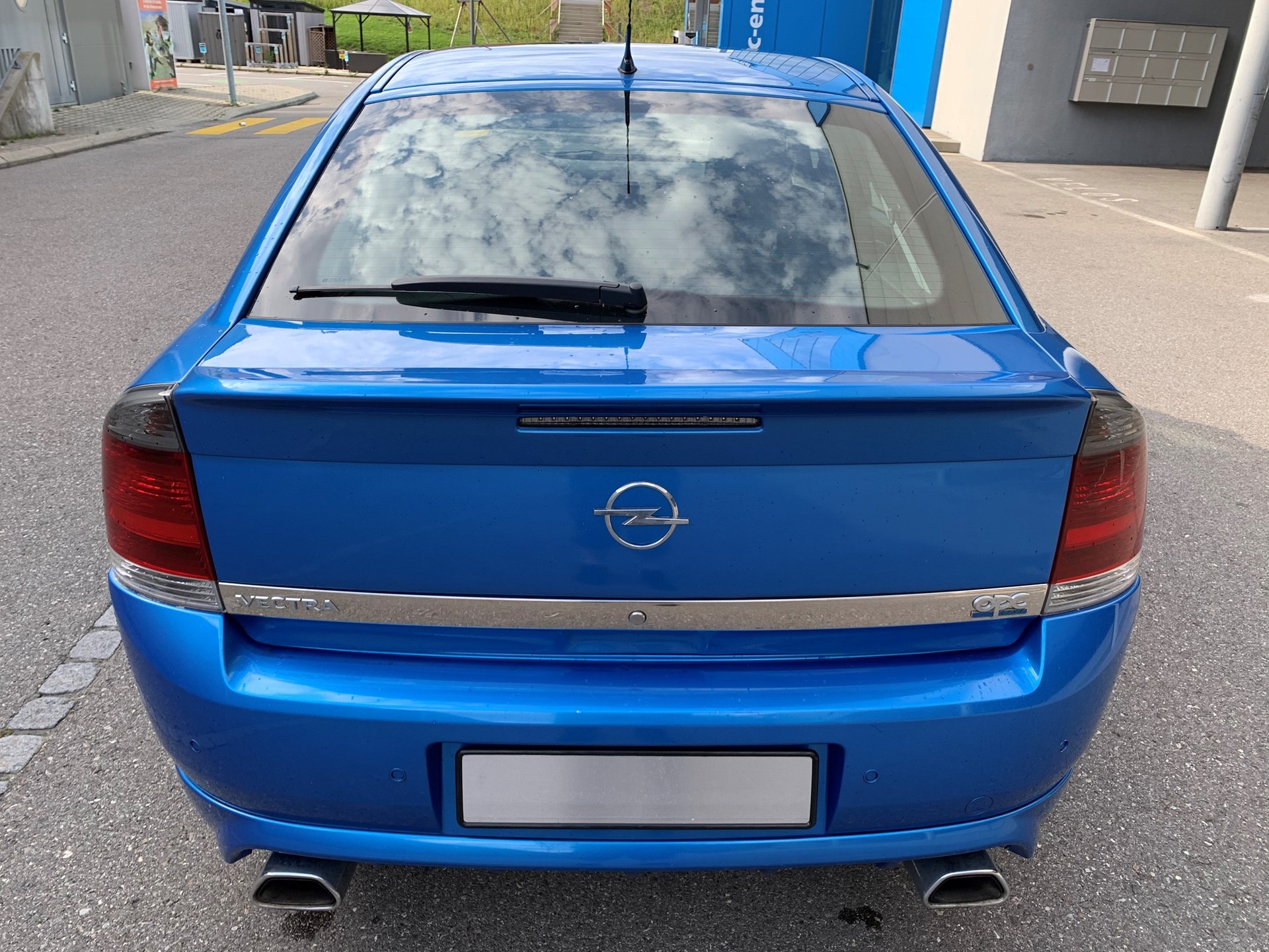OPEL Vectra 2.8 Turbo V6 OPC-image-5