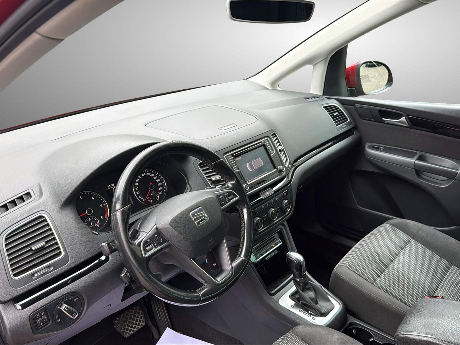 SEAT Alhambra 2.0 TDI Reference DSG-image-6