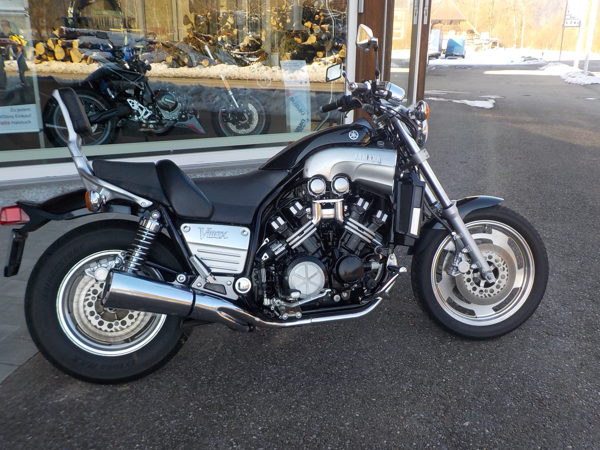 YAMAHA V-Max VMX 1200-image-5