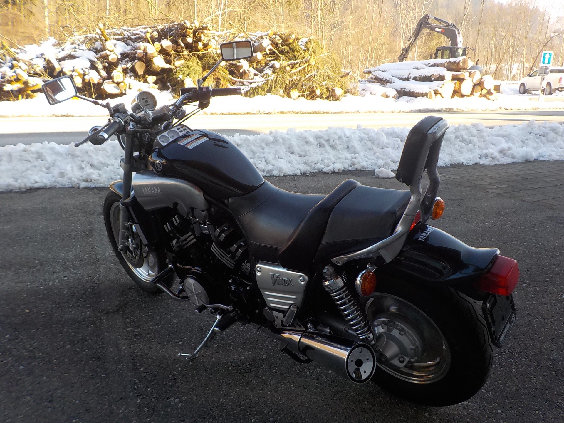 YAMAHA V-Max VMX 1200-image-3
