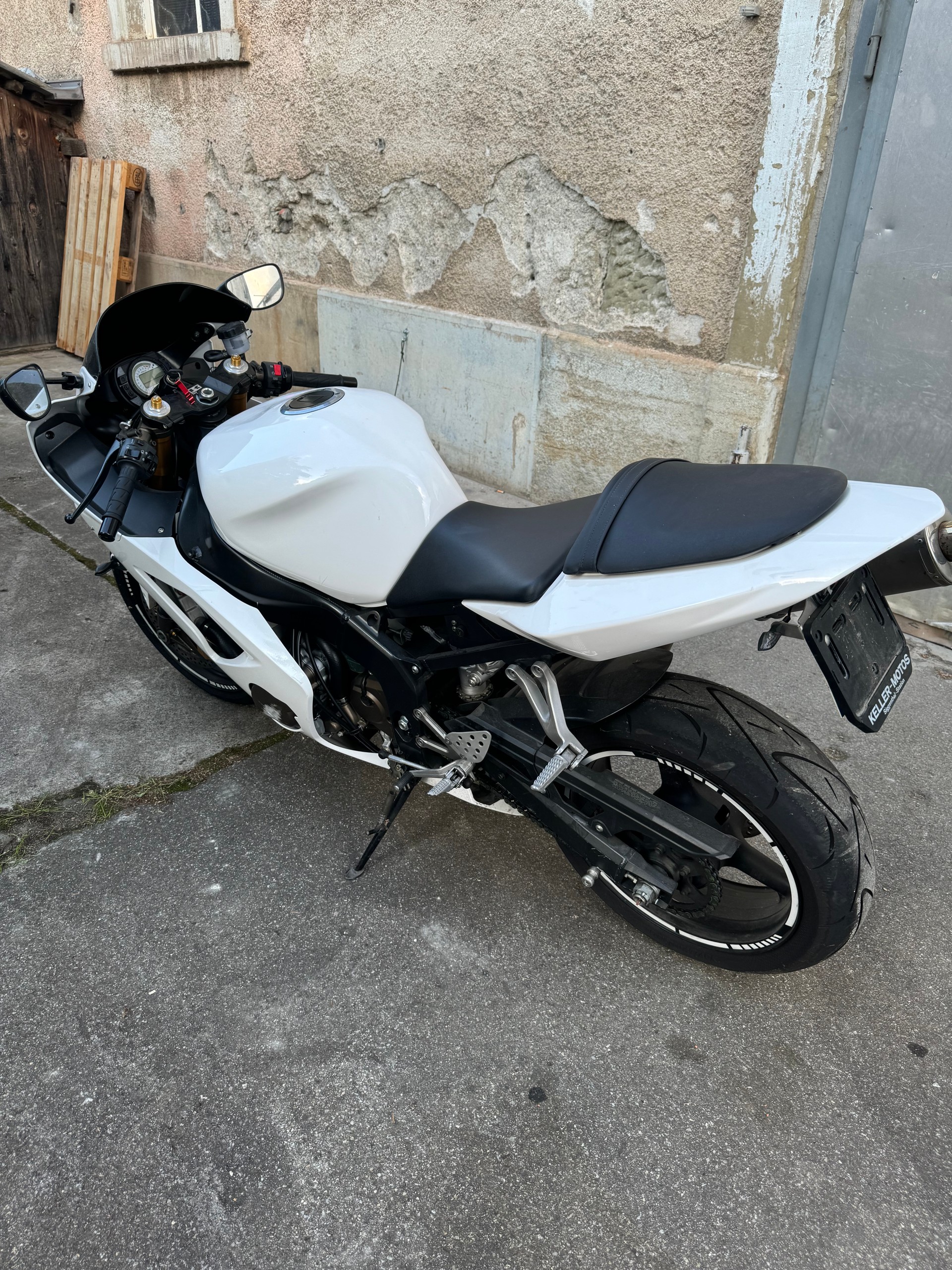 KAWASAKI Ninja ZX-6RR-image-2