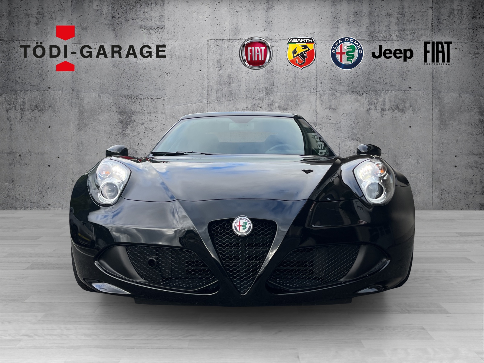 ALFA ROMEO 4C Spider 1750 TBi-showroom-element-1