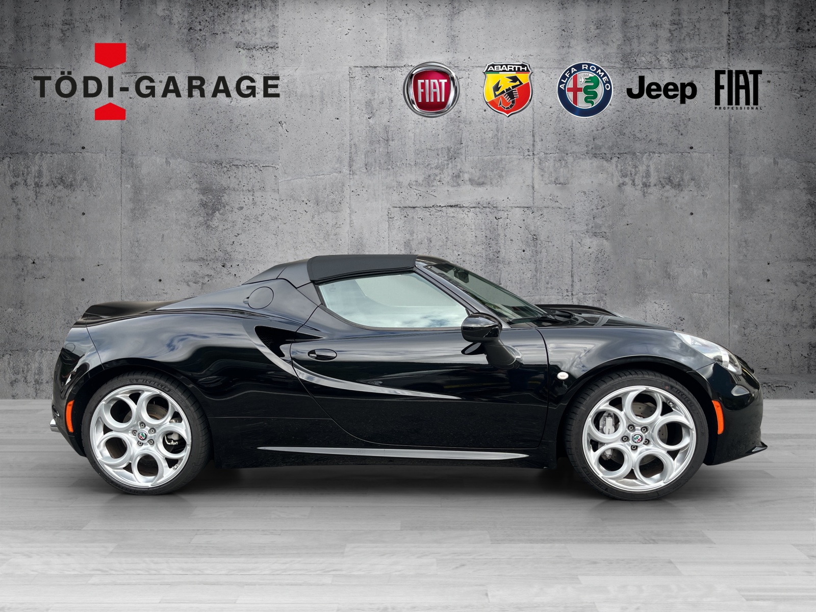ALFA ROMEO 4C Spider 1750 TBi-image-6