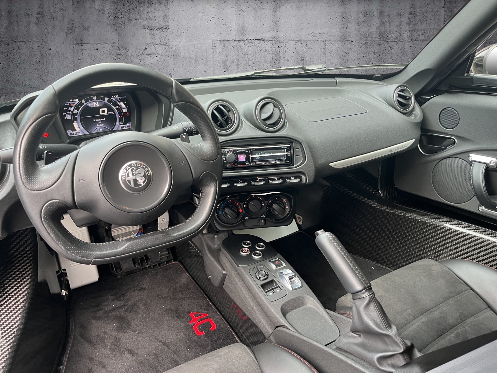 ALFA ROMEO 4C Spider 1750 TBi-image-10