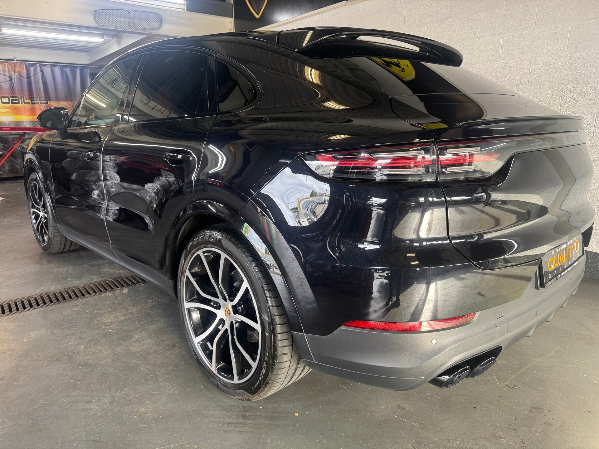 PORSCHE Cayenne S Coupé-image-1