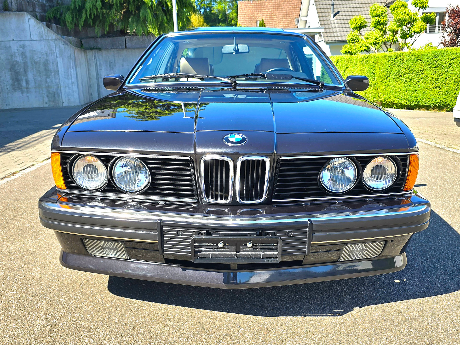 BMW 635CSi-image-3