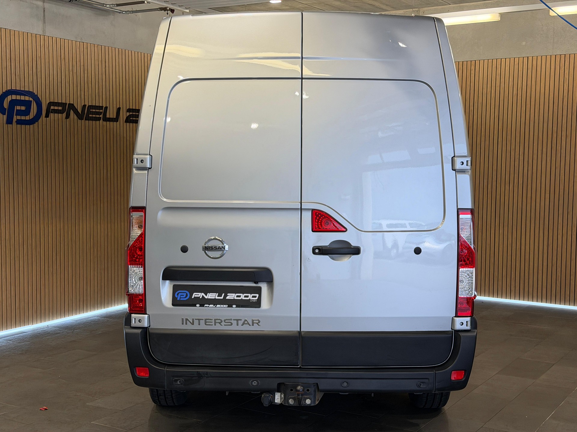 NISSAN Interstar dCi 110 3.5 L2H2 N-Connecta-image-6