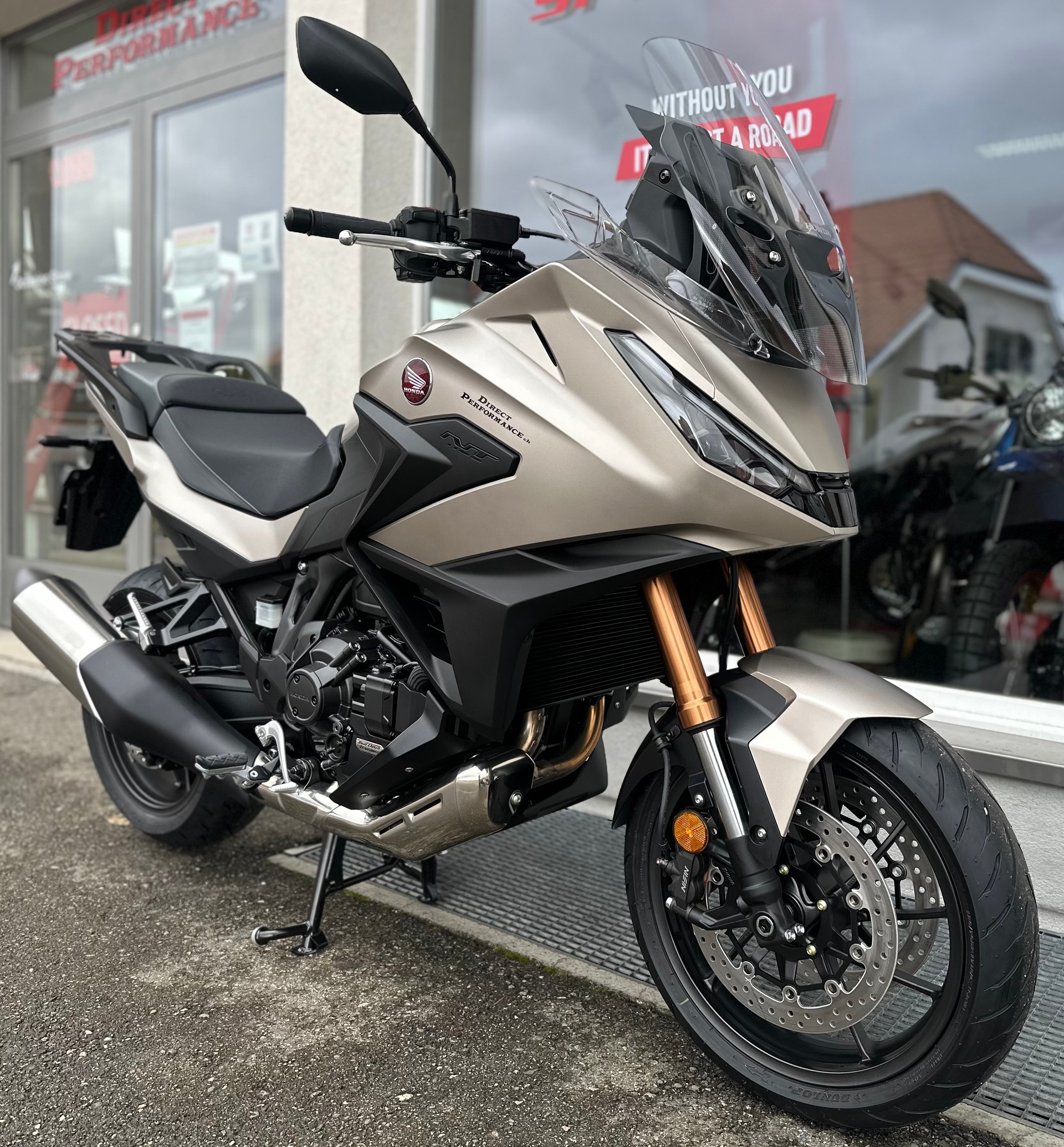 HONDA NT 1100 DCT E.S. Modell 2026-image-2