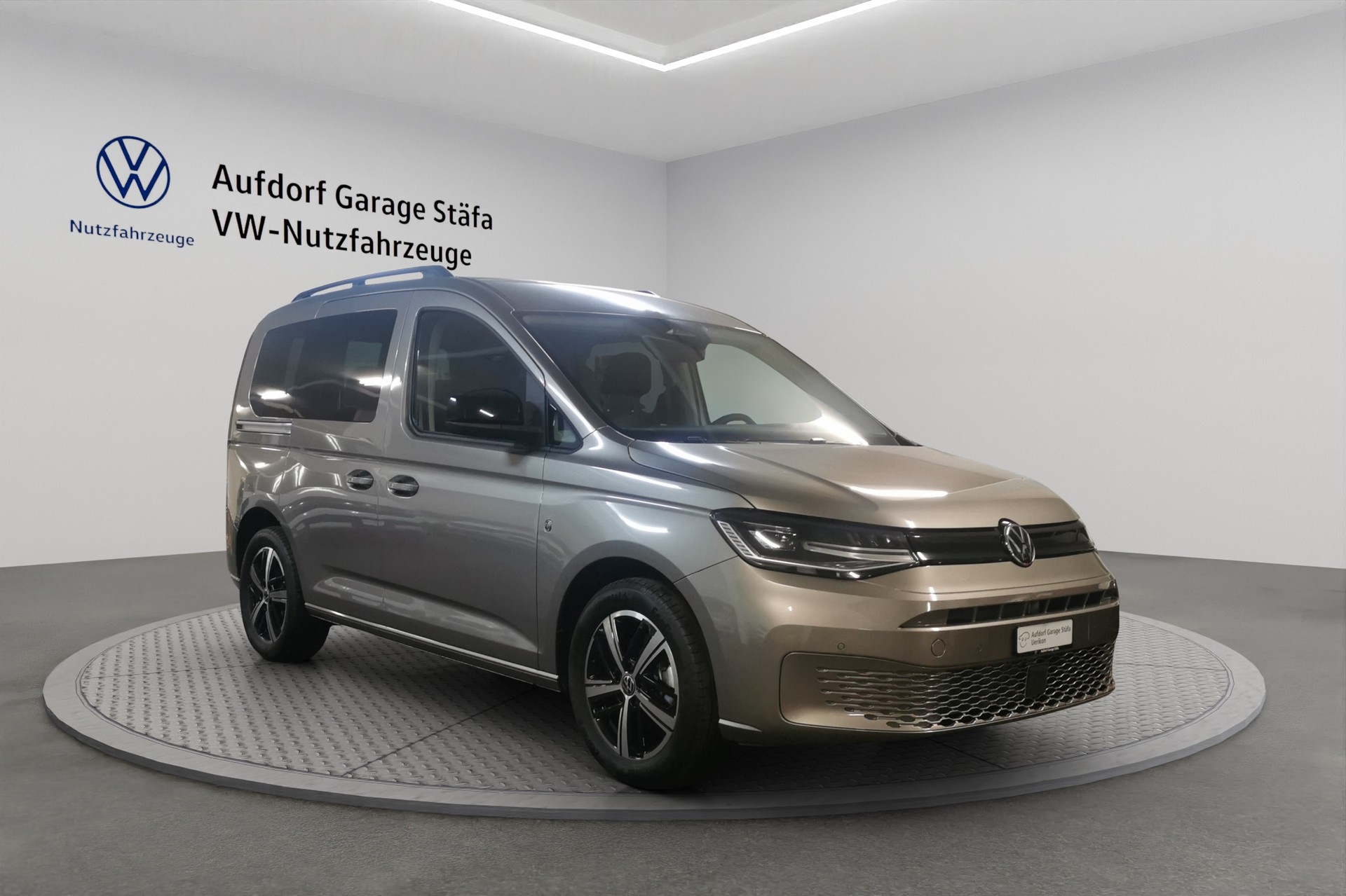VW Caddy 1.5 TSI DSG-image-6