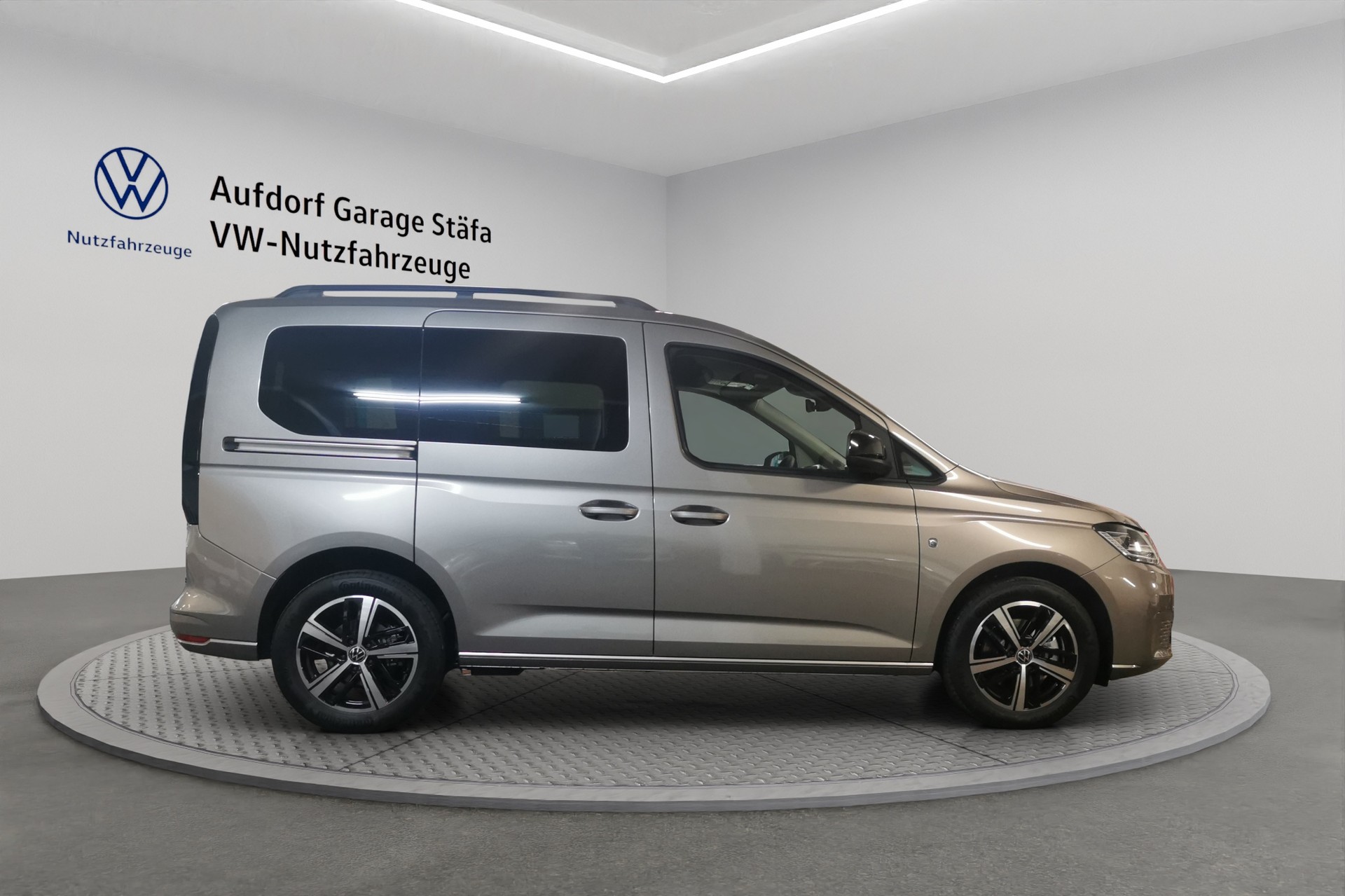 VW Caddy 1.5 TSI DSG-image-5