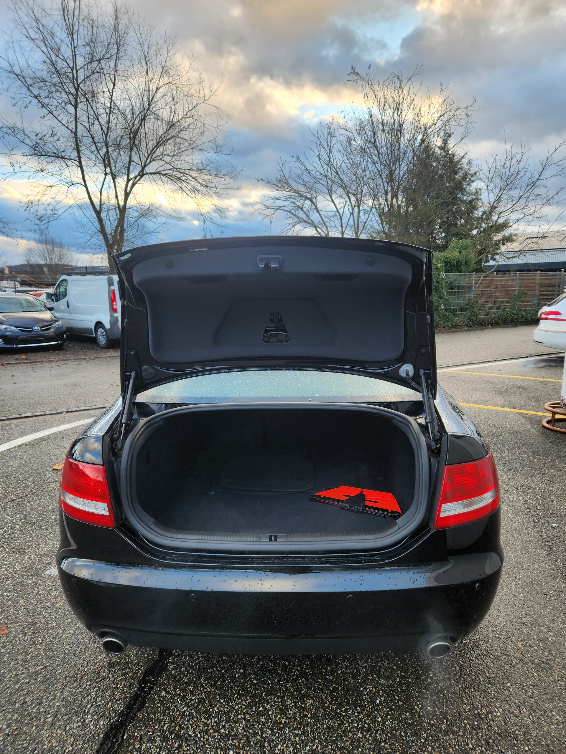 AUDI A6 Limousine 3.2 V6 FSI-image-10