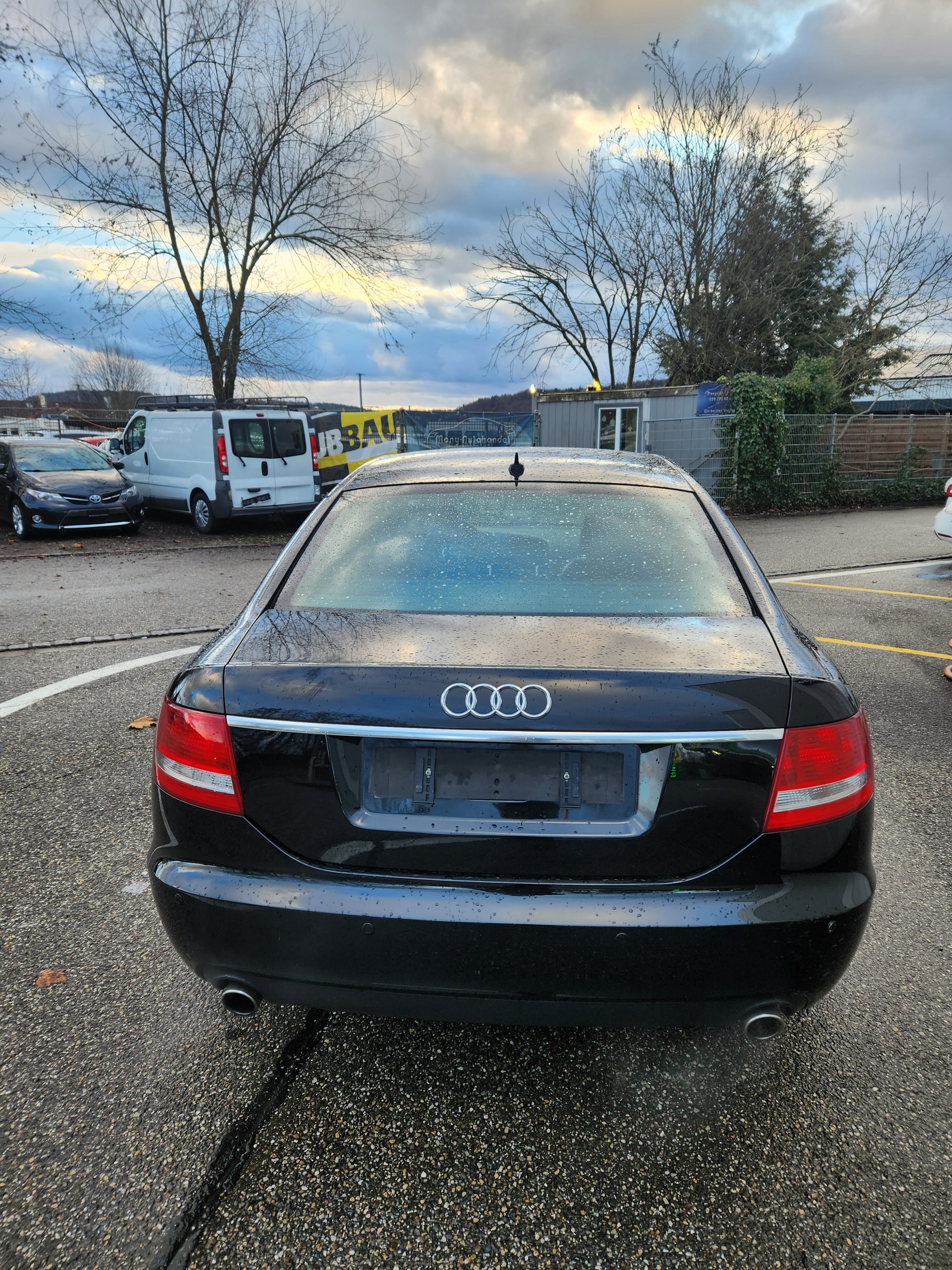 AUDI A6 Limousine 3.2 V6 FSI-image-7