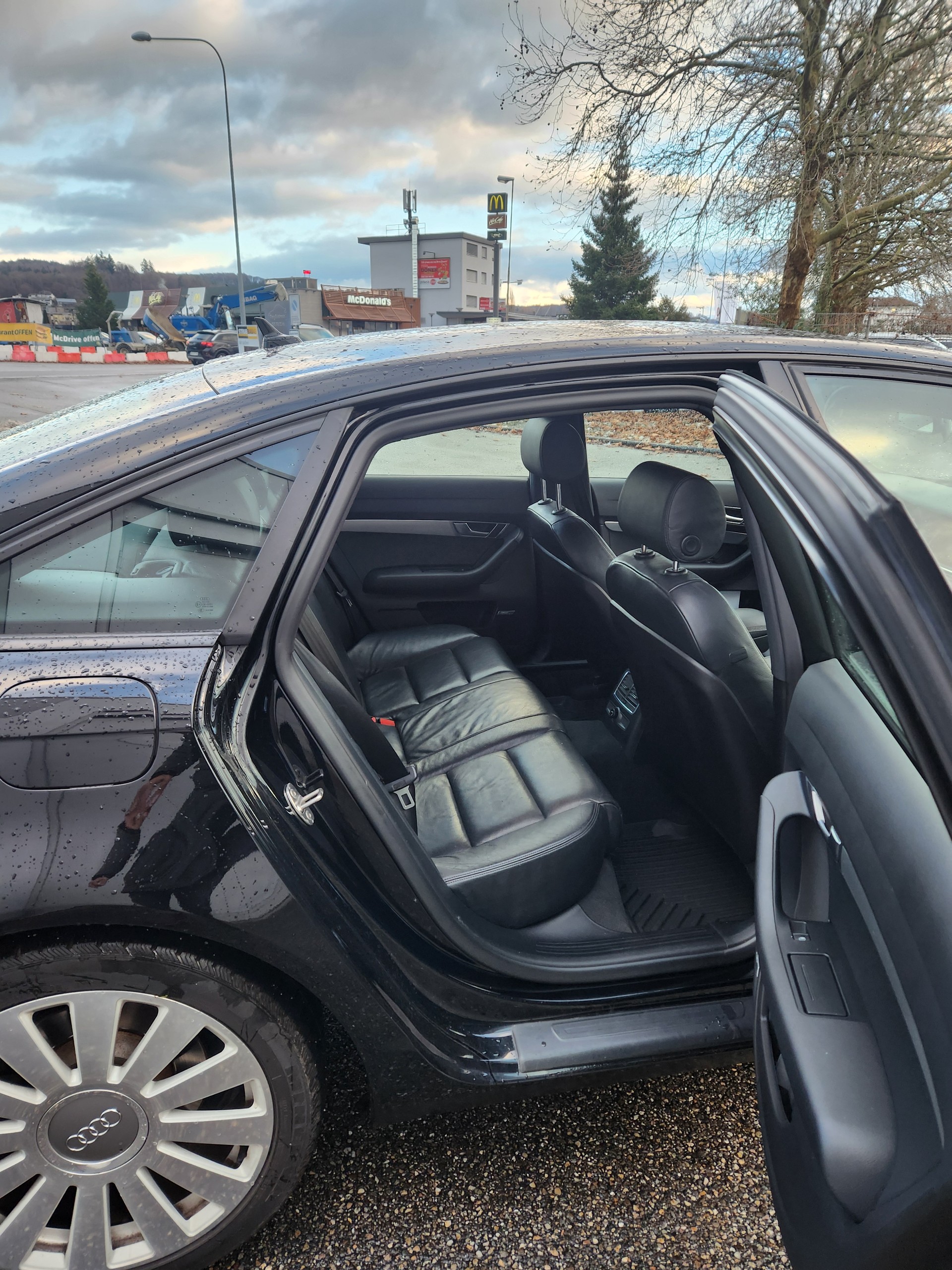 AUDI A6 Limousine 3.2 V6 FSI-image-6