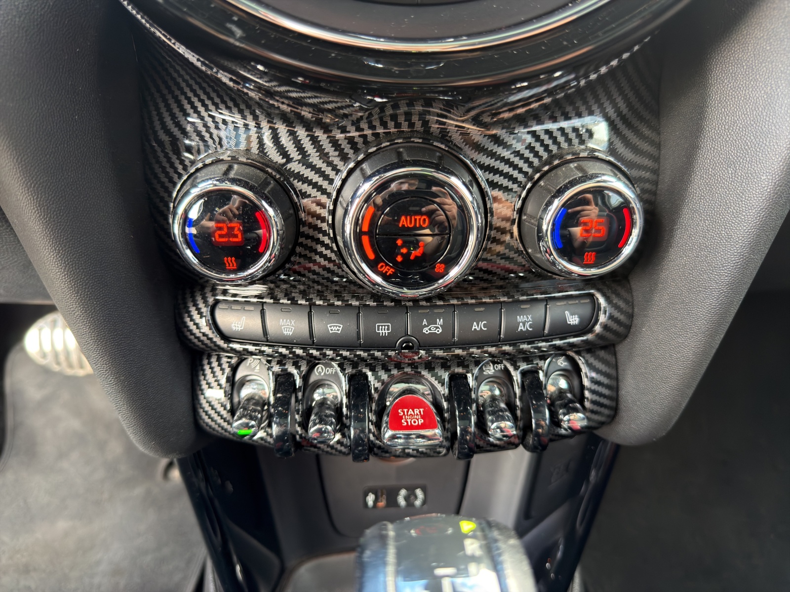 MINI Cooper John Cooper Works Steptronic-image-16