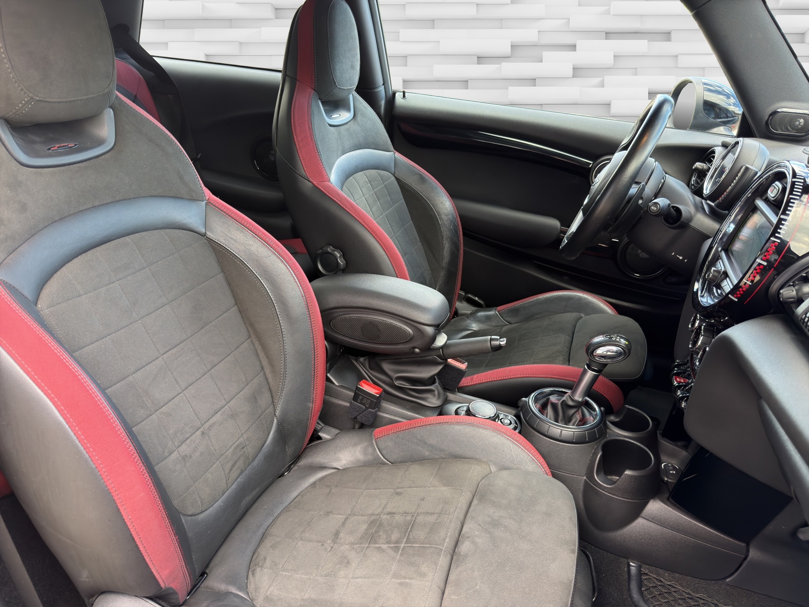 MINI Cooper John Cooper Works Steptronic-image-13