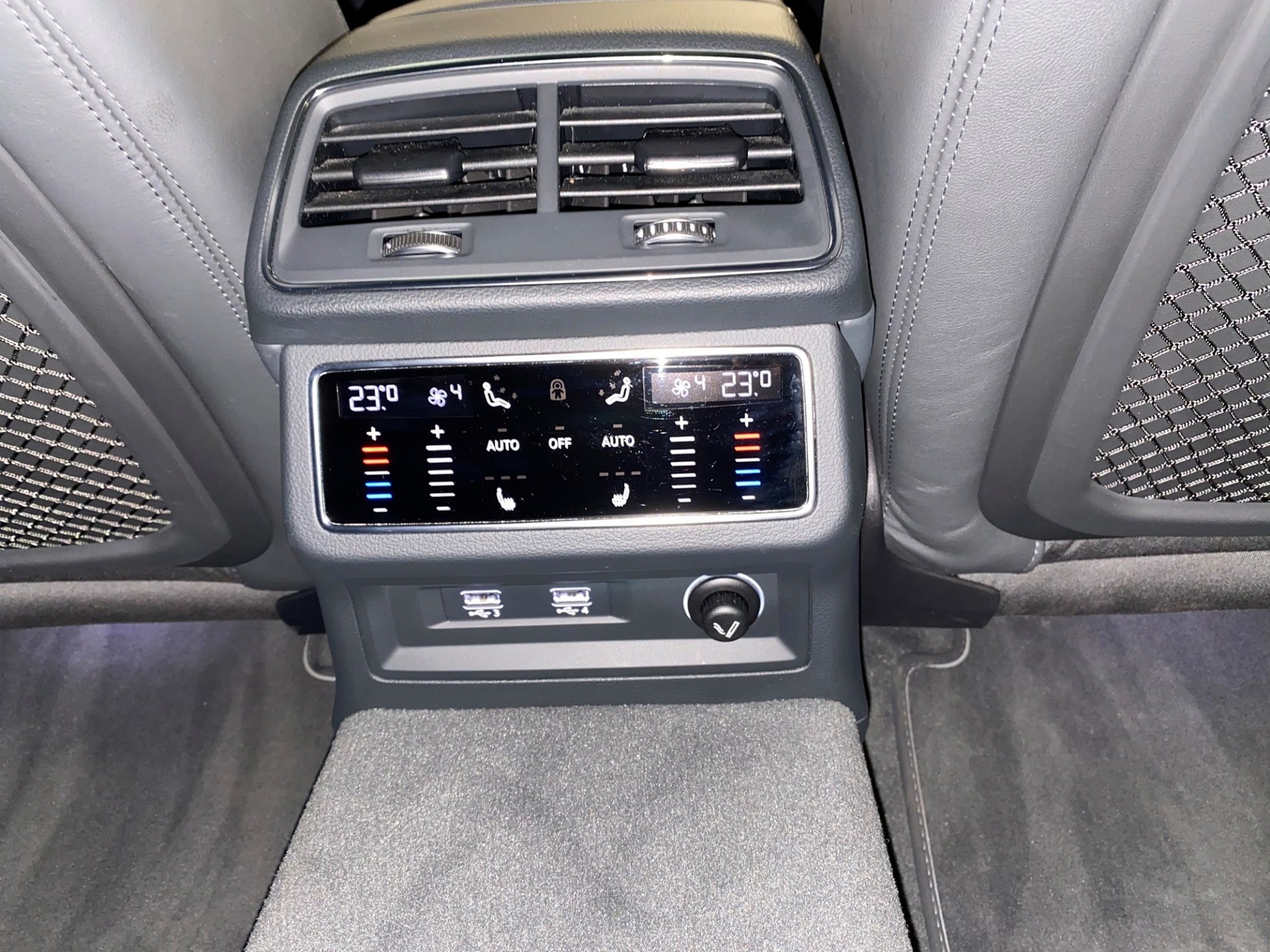 AUDI A7 Sportback 55 TFSI quattro S-tronic-image-9