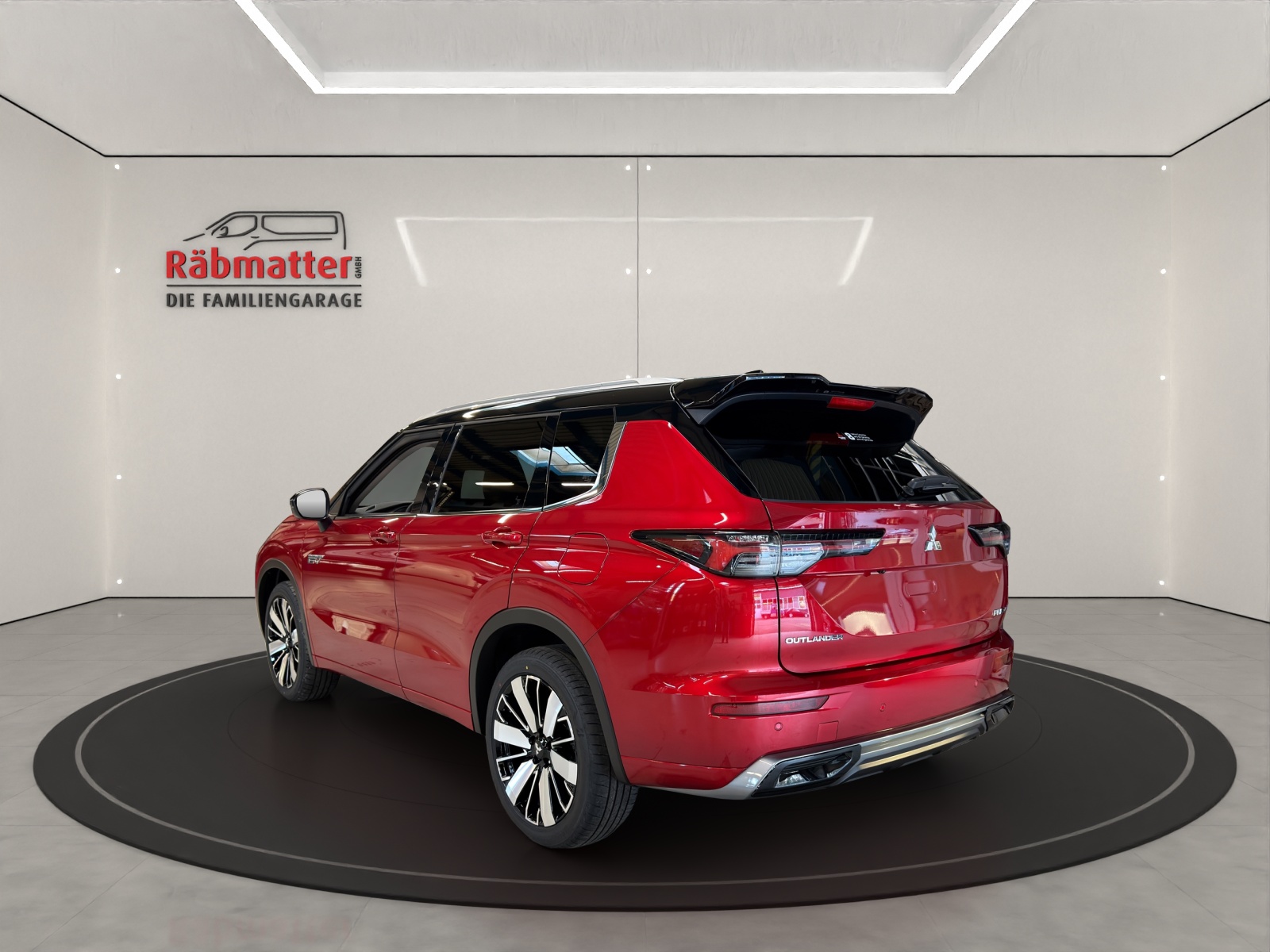 MITSUBISHI Outlander 2.4 PHEV Instyle Blackline 4x4-showroom-element-3
