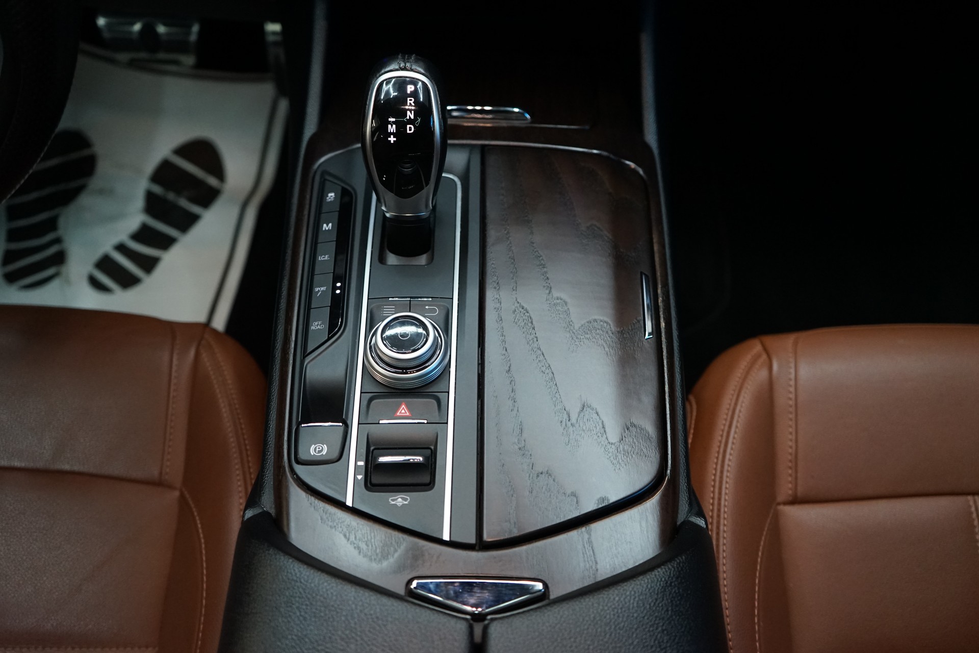 MASERATI Levante 3.0 V6 GranSport Automatica-image-12