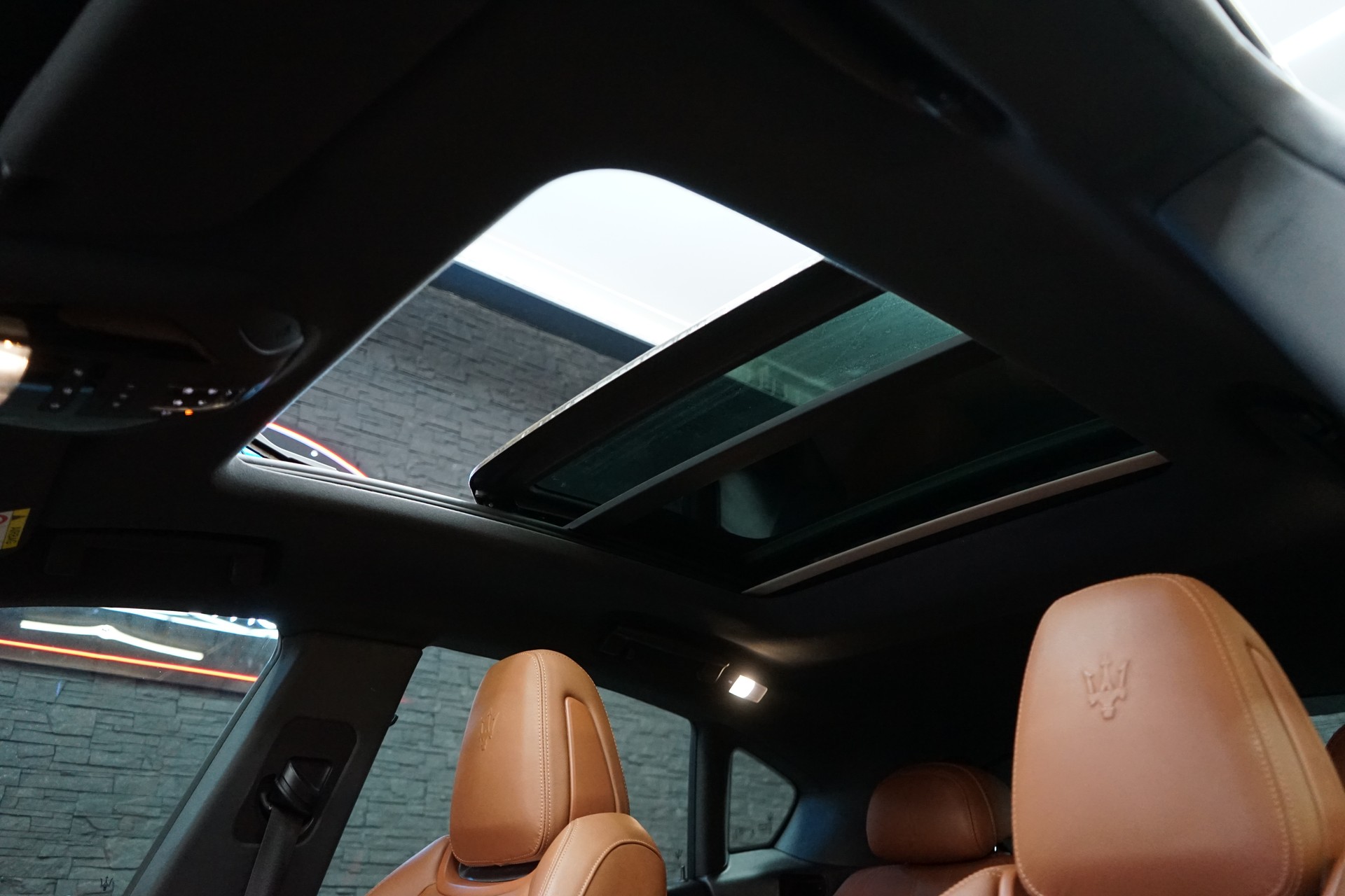 MASERATI Levante 3.0 V6 GranSport Automatica-image-17