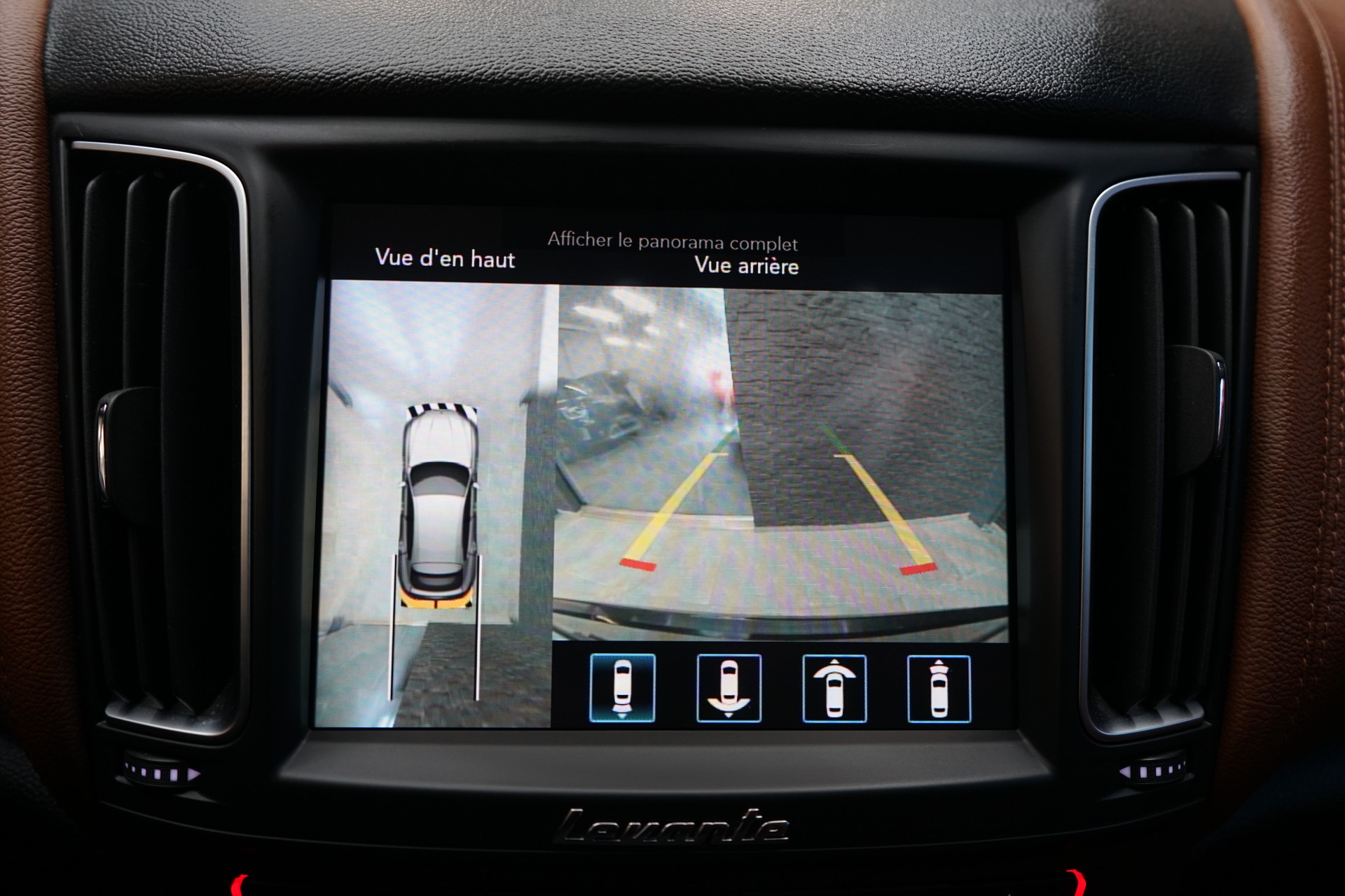 MASERATI Levante 3.0 V6 GranSport Automatica-image-20
