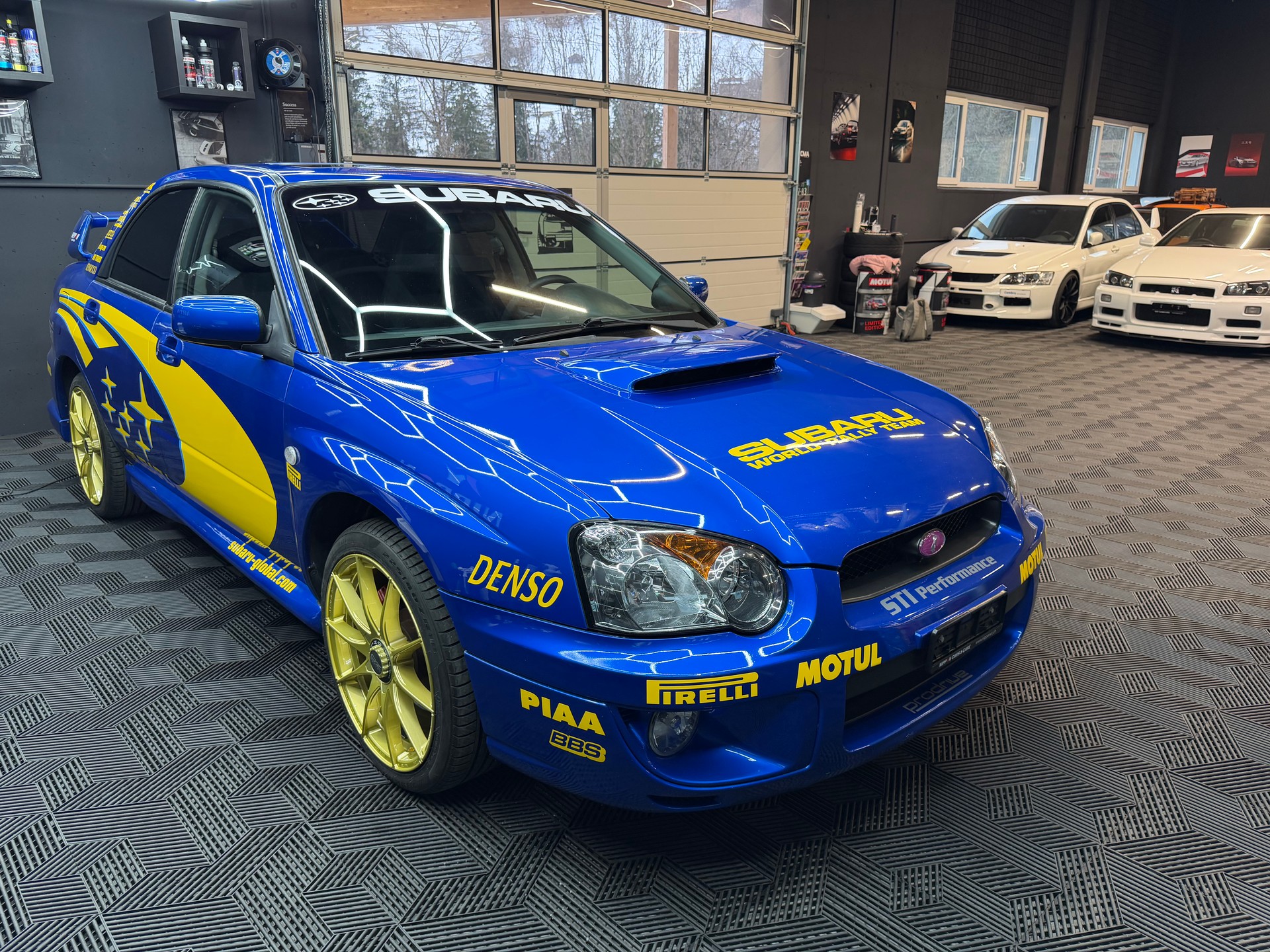 SUBARU Impreza 2.0 Turbo 4WD WRX-showroom-element-2