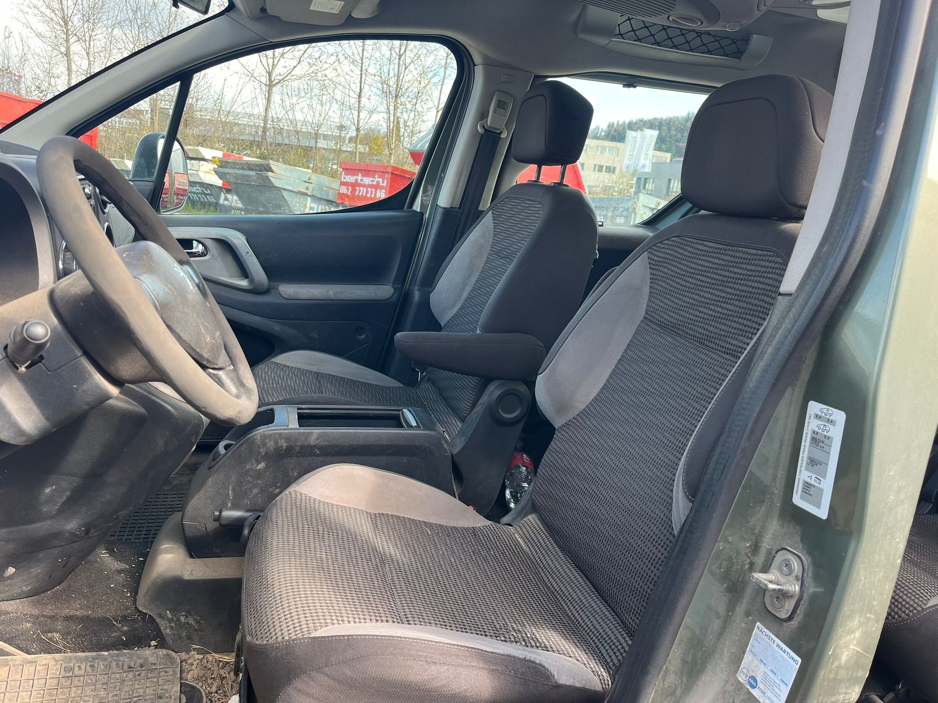 PEUGEOT Partner 1.6 Trendy Clim (Pack)-image-9
