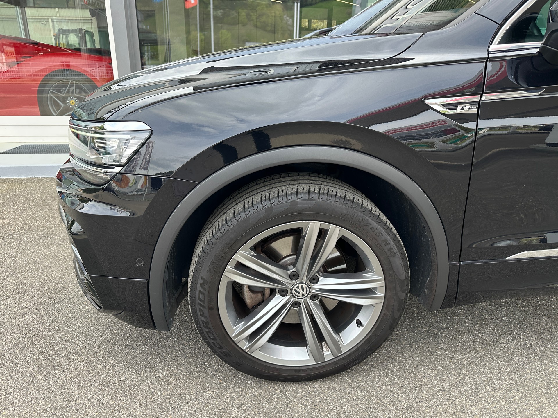 VW Tiguan 2.0TSI HL R Line 4Motion DSG-image-11