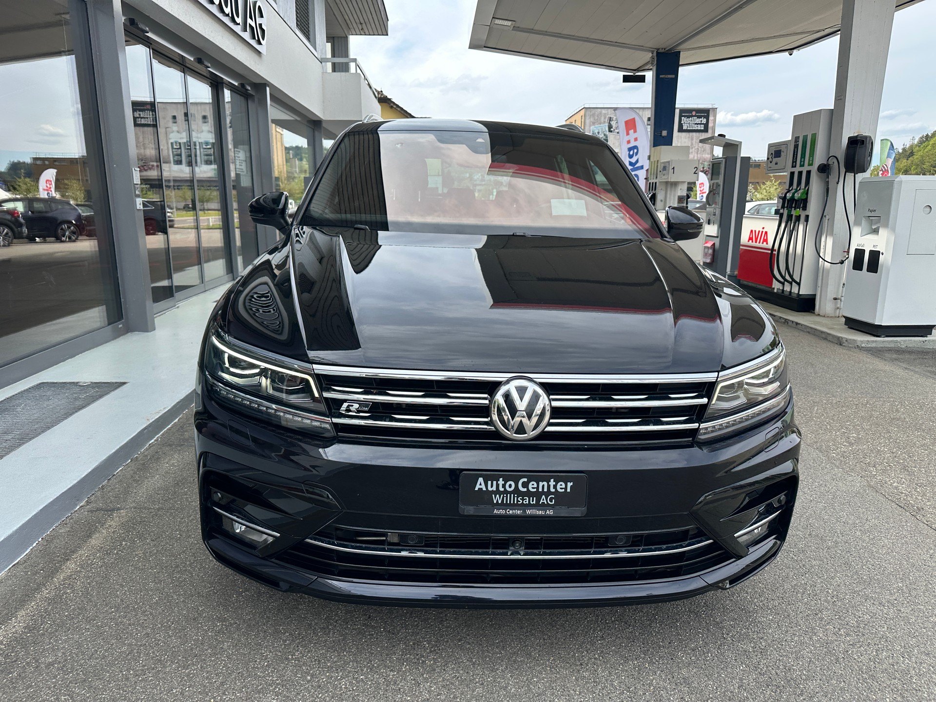 VW Tiguan 2.0TSI HL R Line 4Motion DSG-showroom-element-2