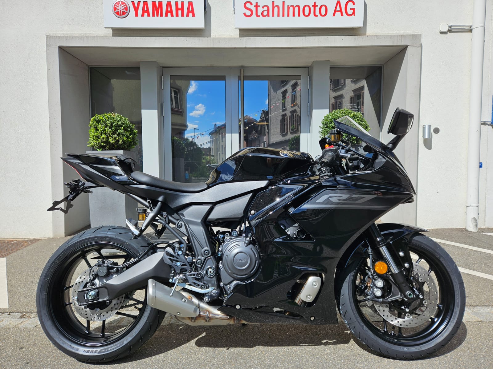 YAMAHA YZF-R7 (35kW)-image-0