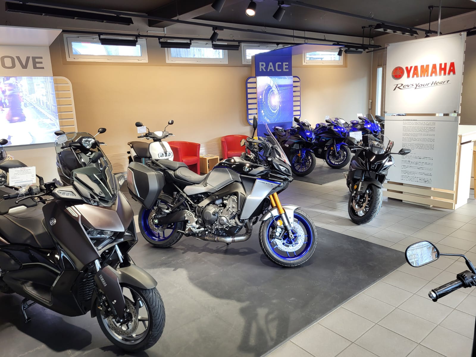 YAMAHA YZF-R7 (35kW)-image-13