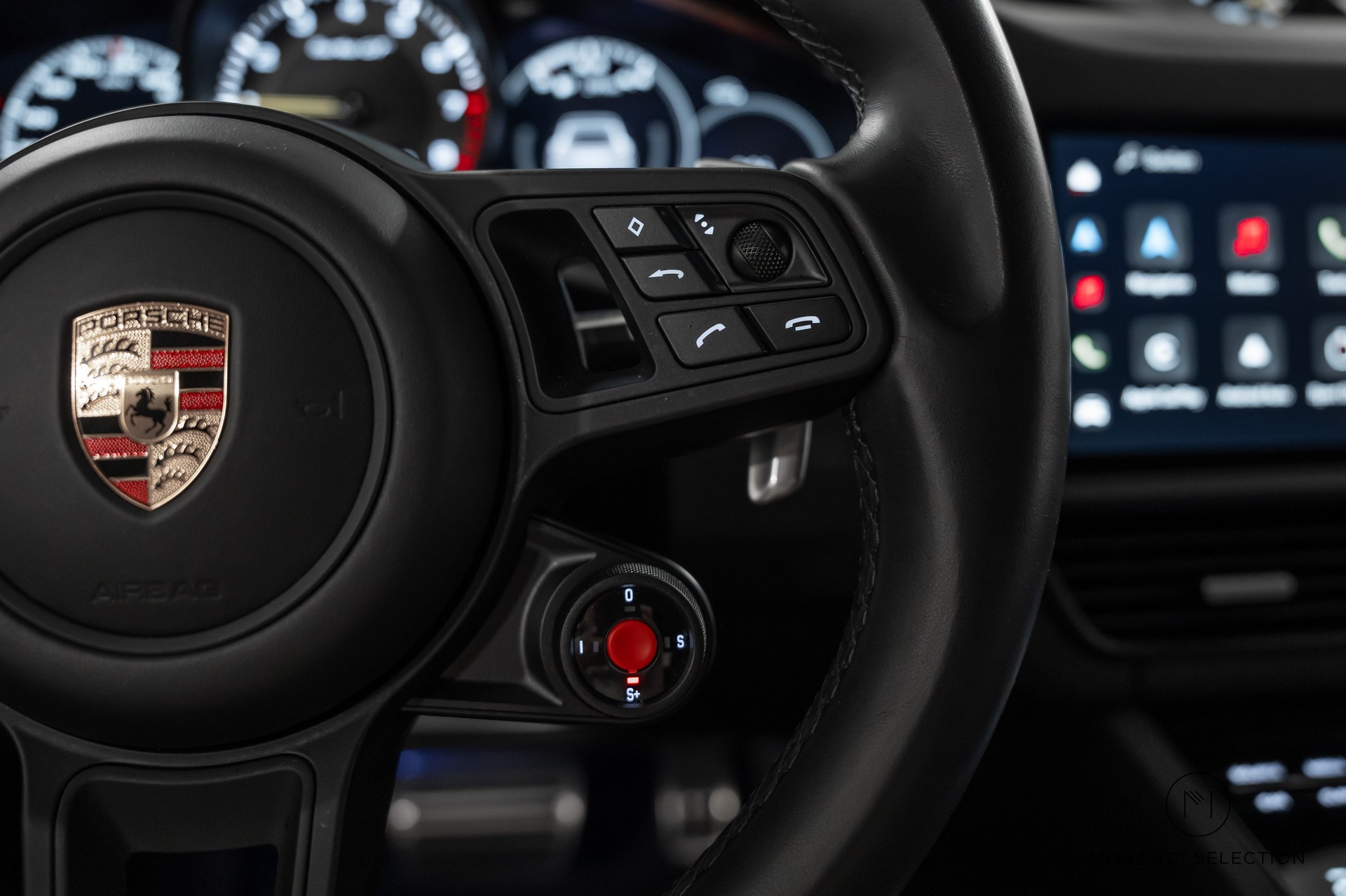 PORSCHE Cayenne Coupé 4.0 V8 Turbo GT-image-28