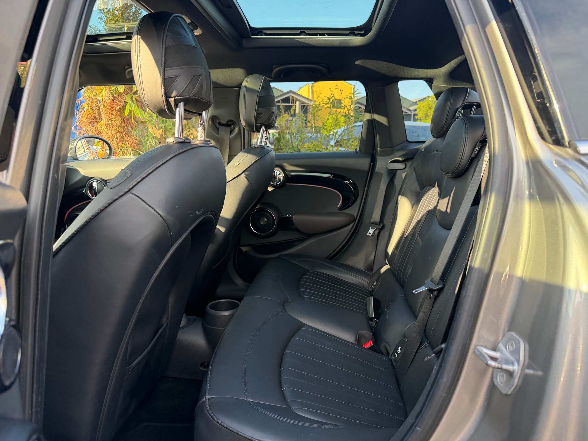 MINI Cooper S Trafalgar-image-8