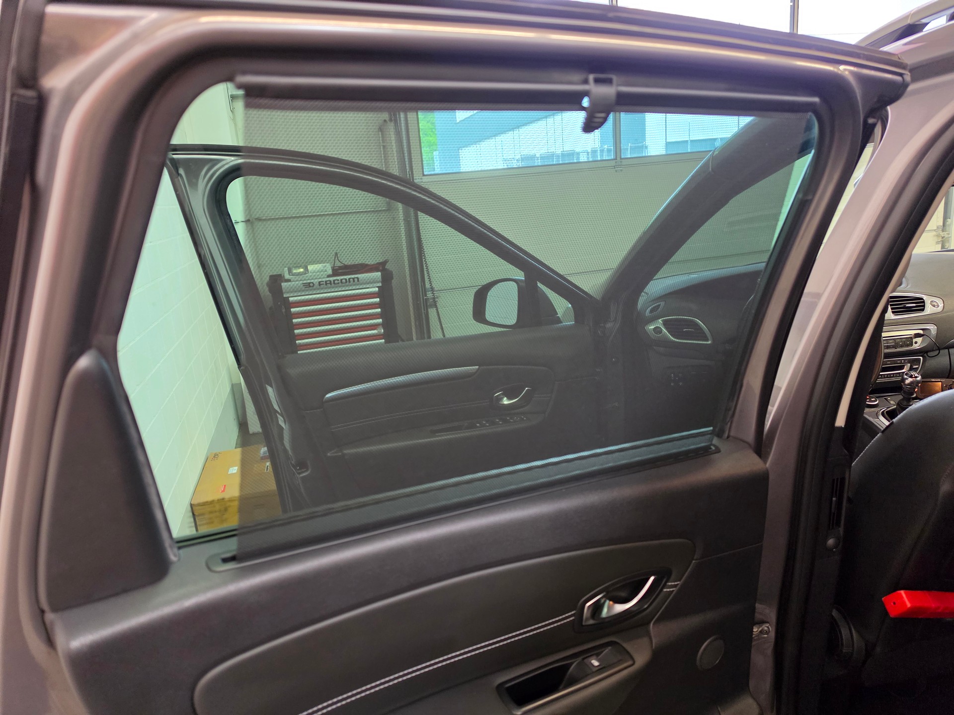 RENAULT Scénic Xmod 1.2 16V Turbo Swiss Bose Edition-image-15