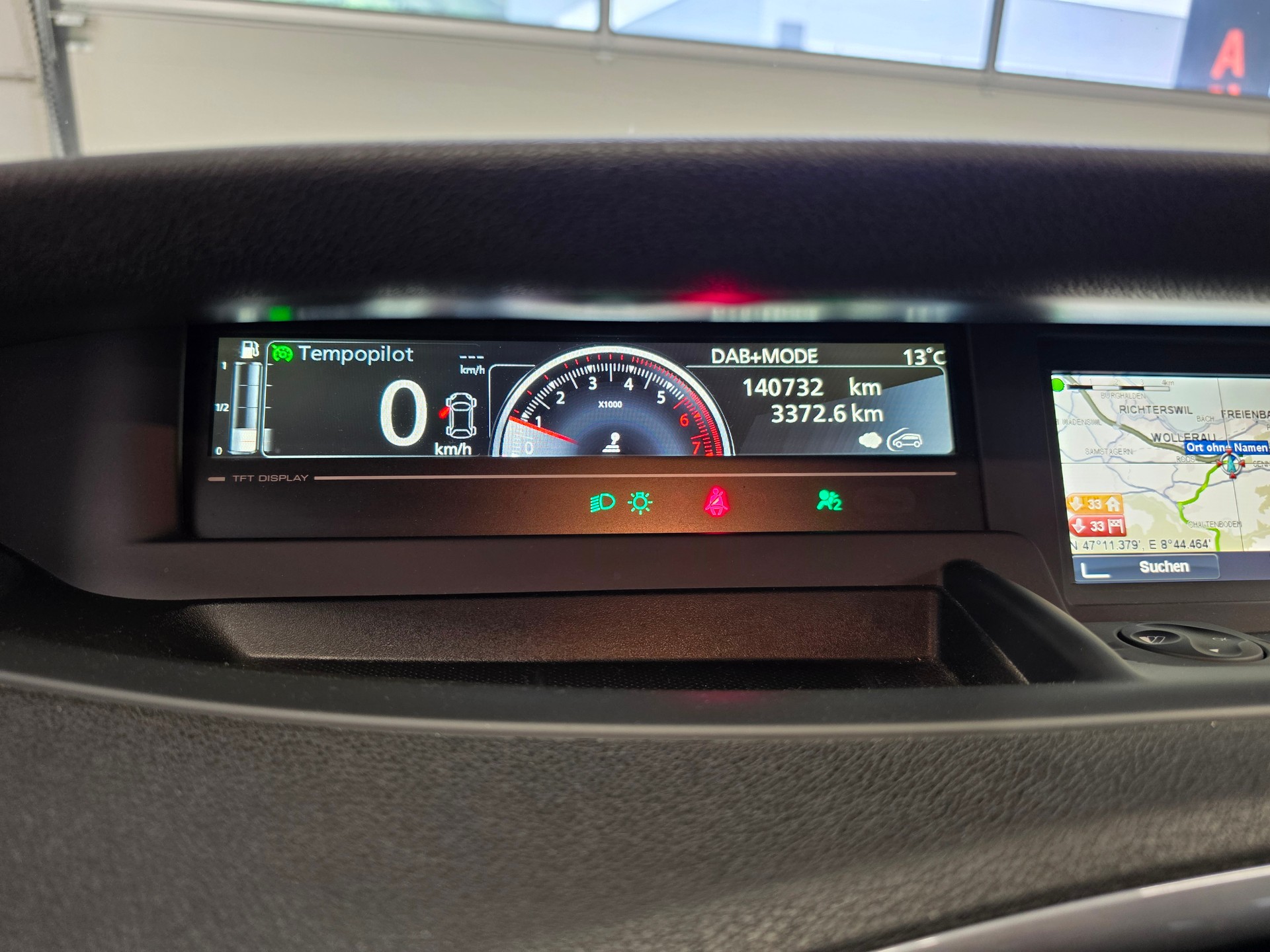 RENAULT Scénic Xmod 1.2 16V Turbo Swiss Bose Edition-image-6