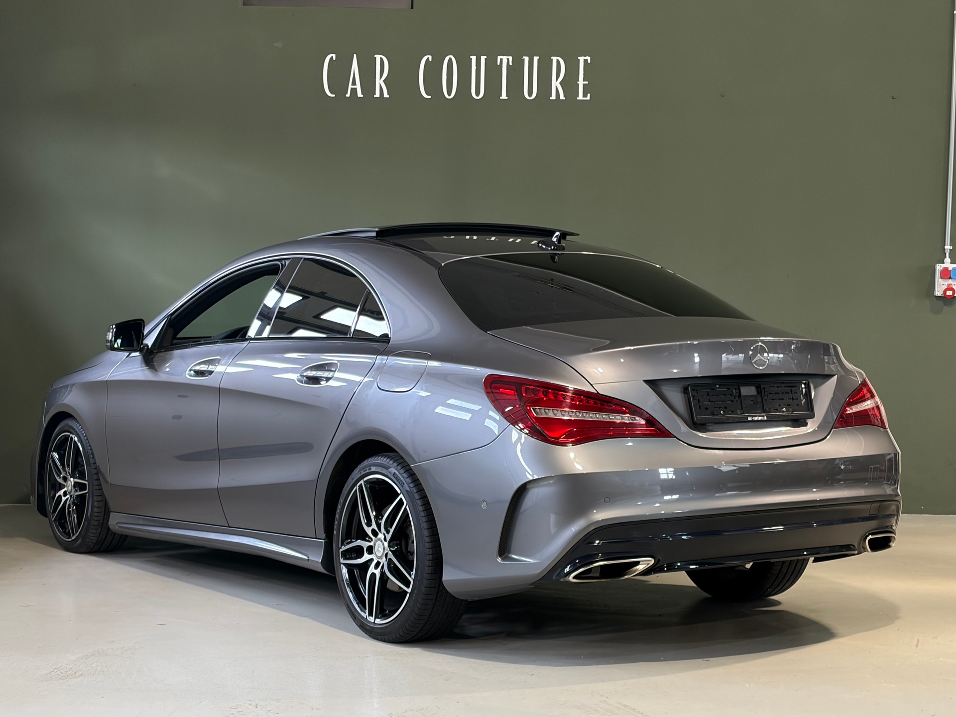 MERCEDES-BENZ CLA 220 AMG Line 4Matic 7G-DCT*CH-Fahrzeug*Night-Paket*-image-5