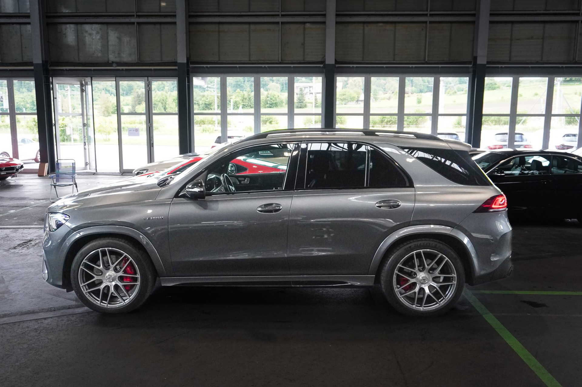 MERCEDES-BENZ GLE 63 S AMG 4Matic+ 9G-Speedshift-showroom-element-1