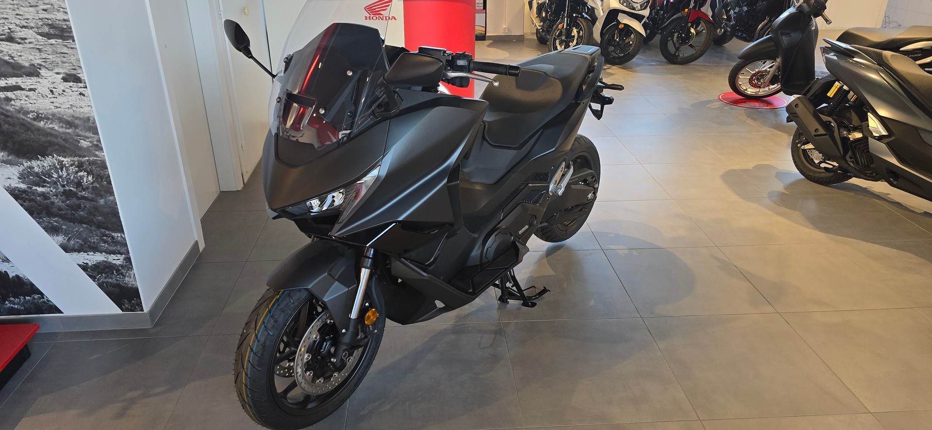 HONDA NSS 750