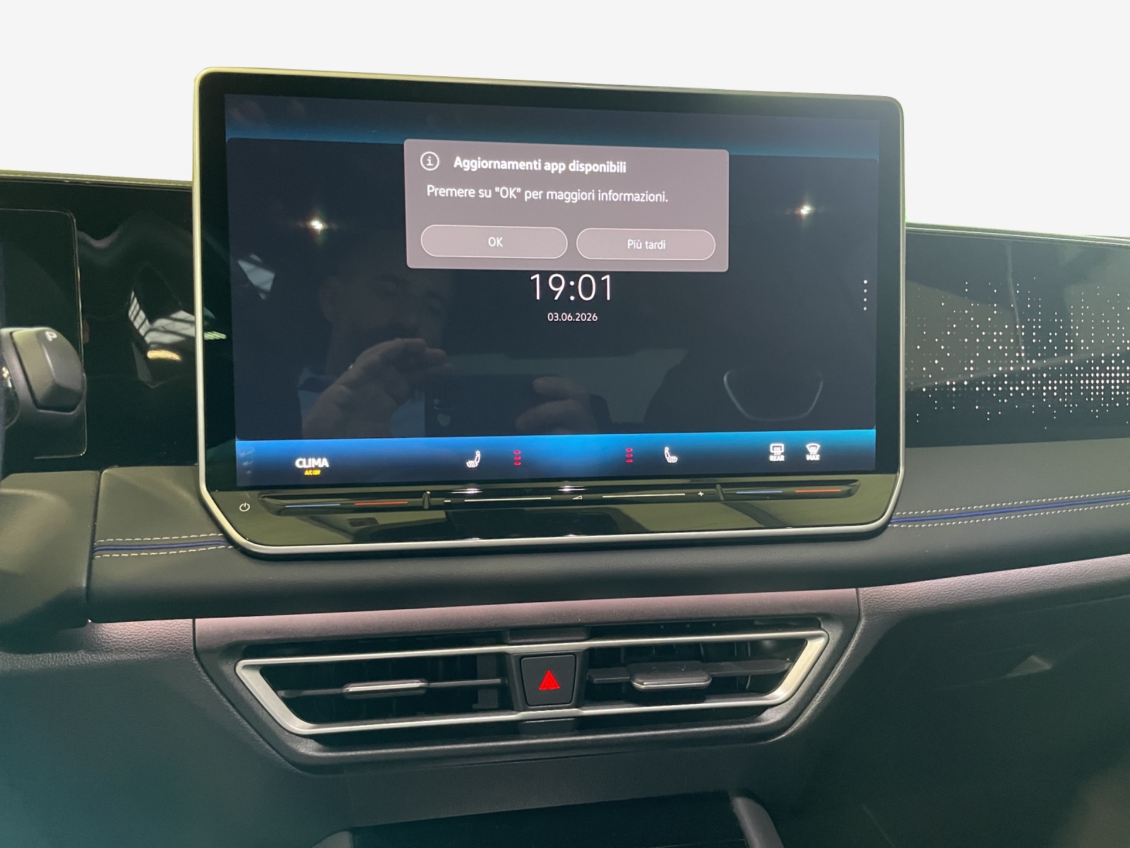 VW Tiguan 2.0 TDI SCR R-Line 4Motion DSG-image-10
