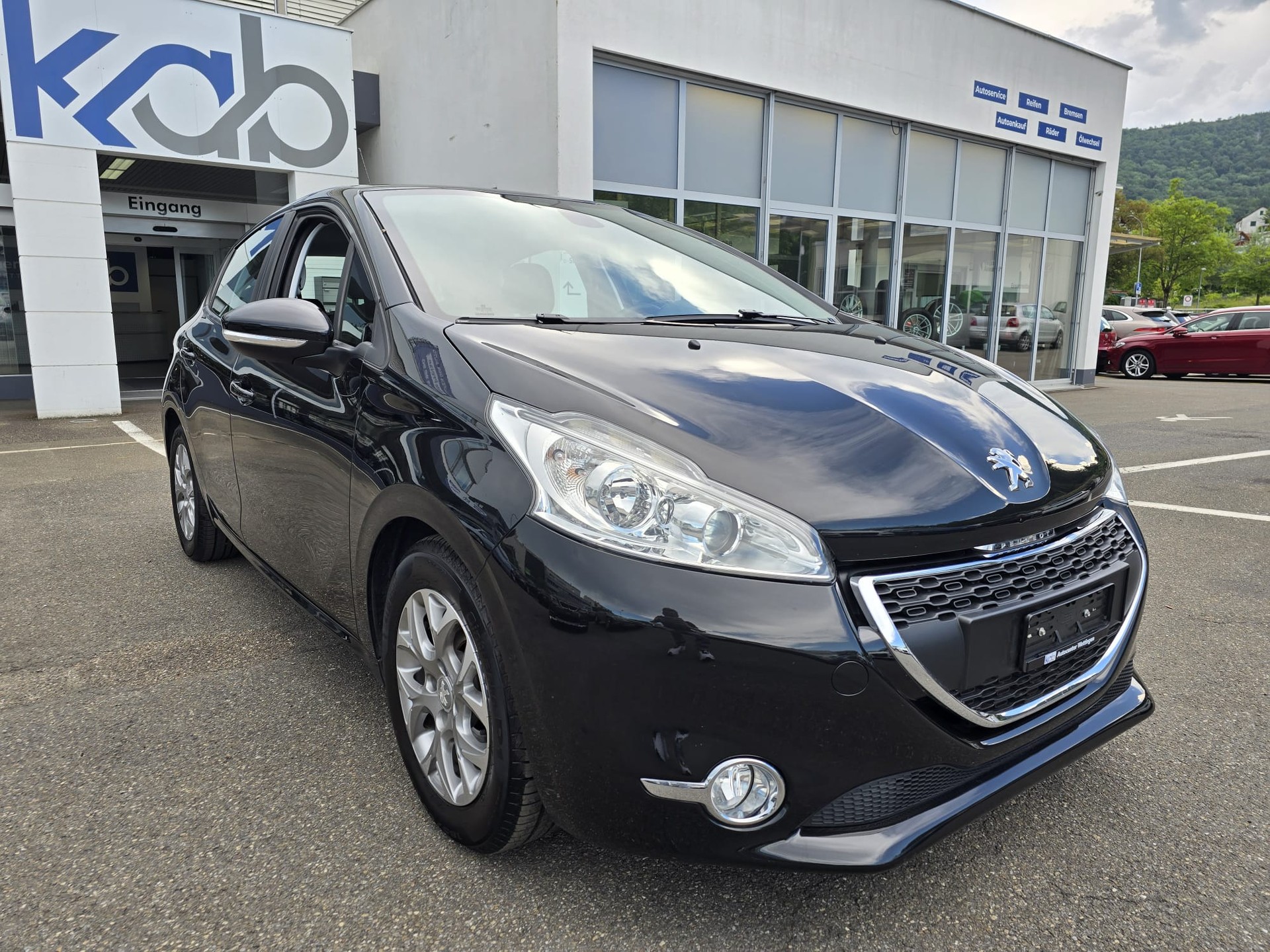 PEUGEOT 208 1.4 VTI Active-showroom-element-2