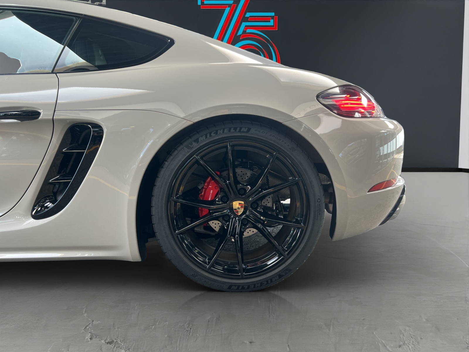 PORSCHE 718 Cayman S 2.5 PDK-image-15
