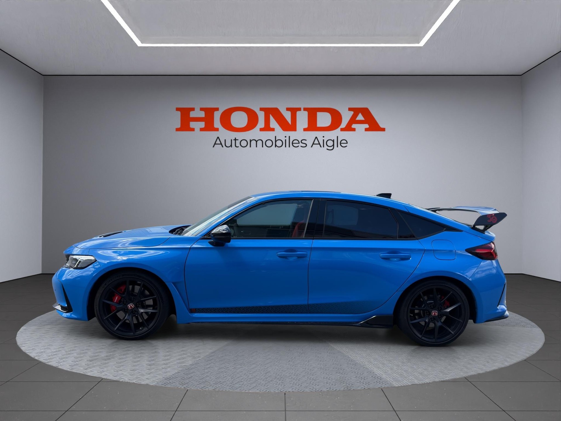 HONDA Civic 2.0 VTEC Type R 50th Anniversary-showroom-element-1