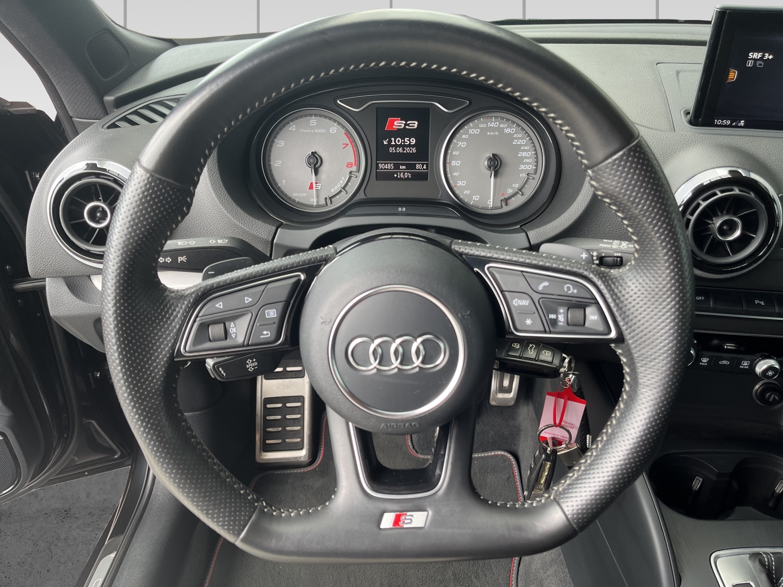AUDI S3 Sportback 2.0 TFSI quattro S-tronic-image-8