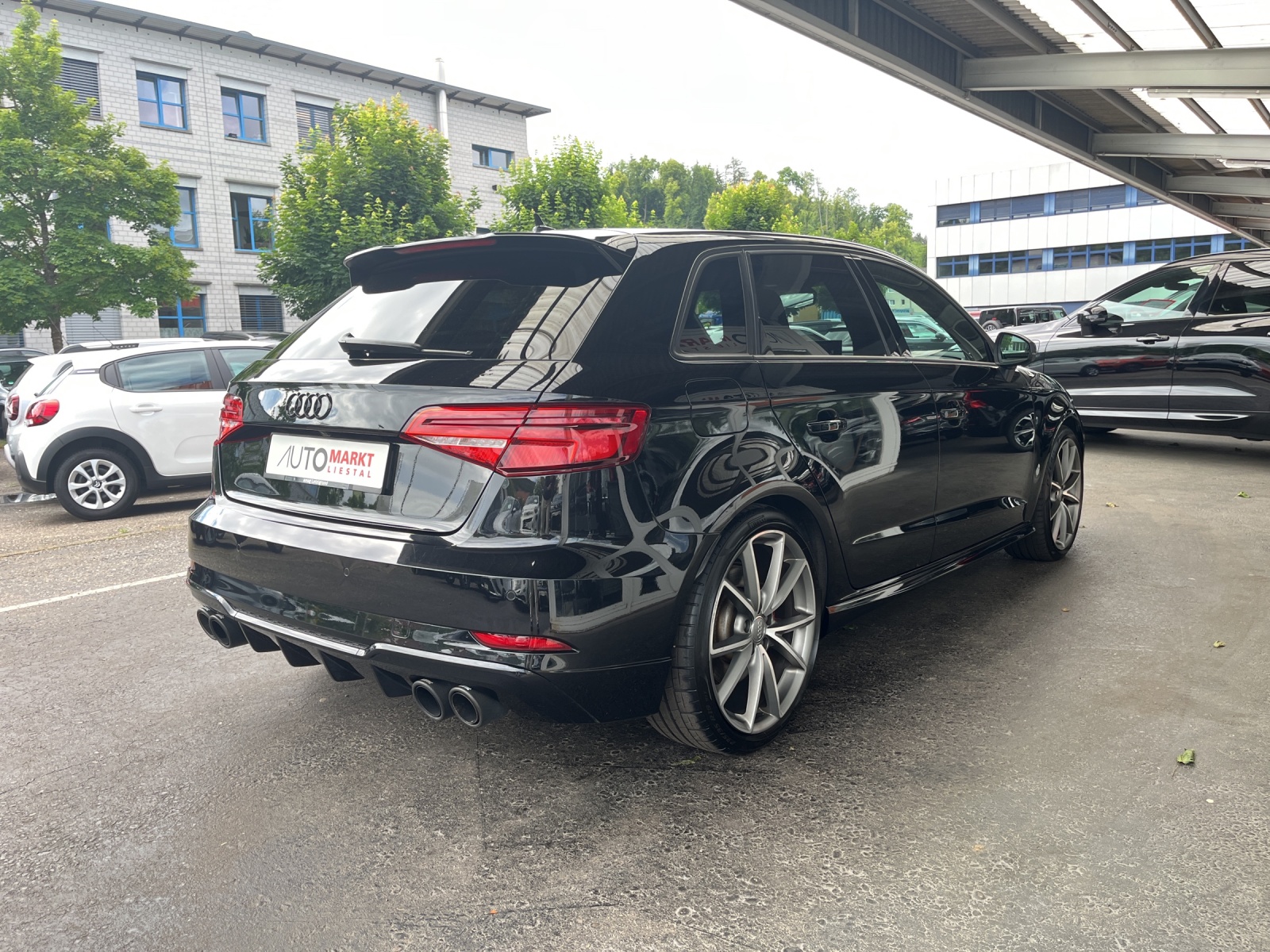 AUDI S3 Sportback 2.0 TFSI quattro S-tronic-image-4