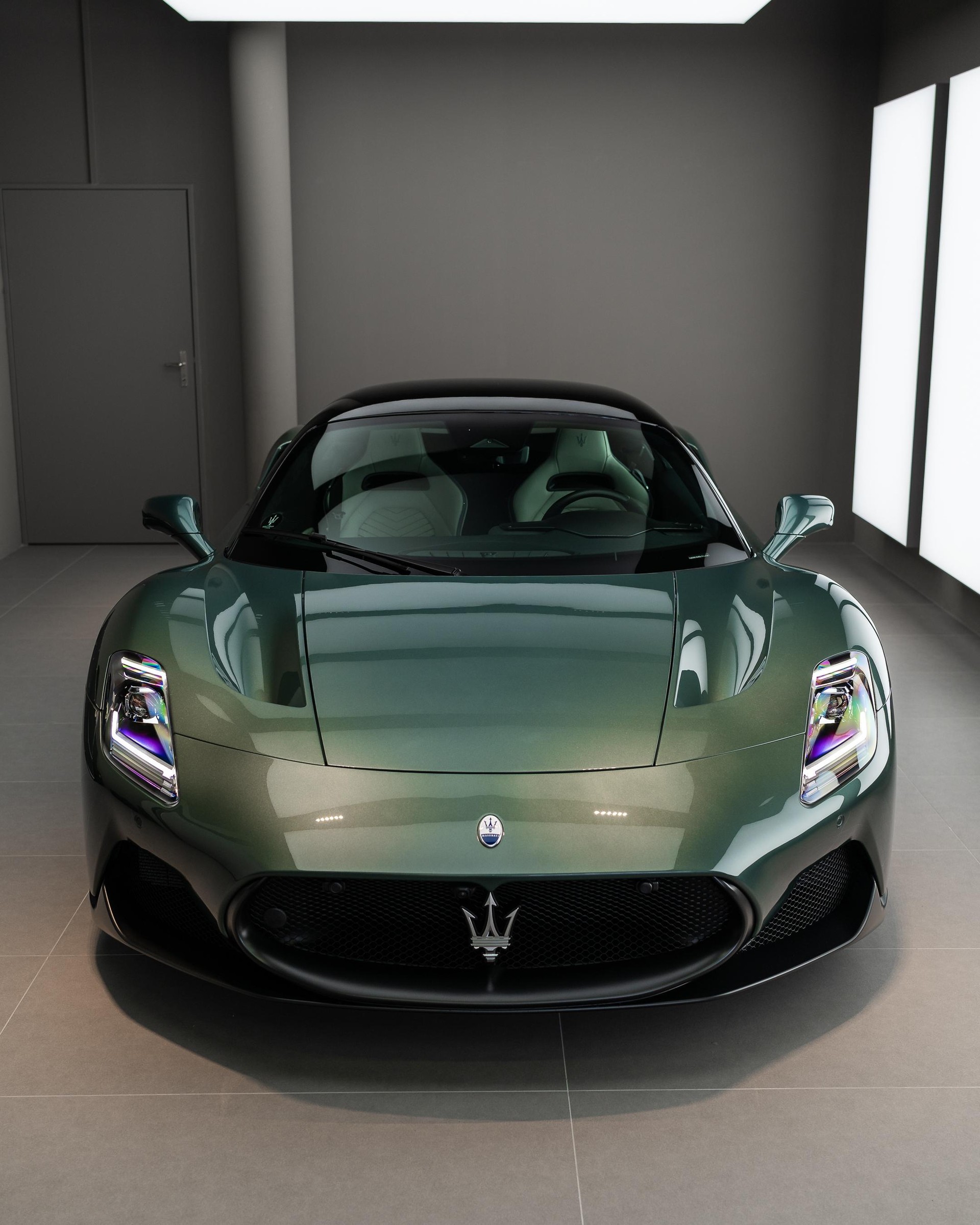 MASERATI MC20 3.0 V6