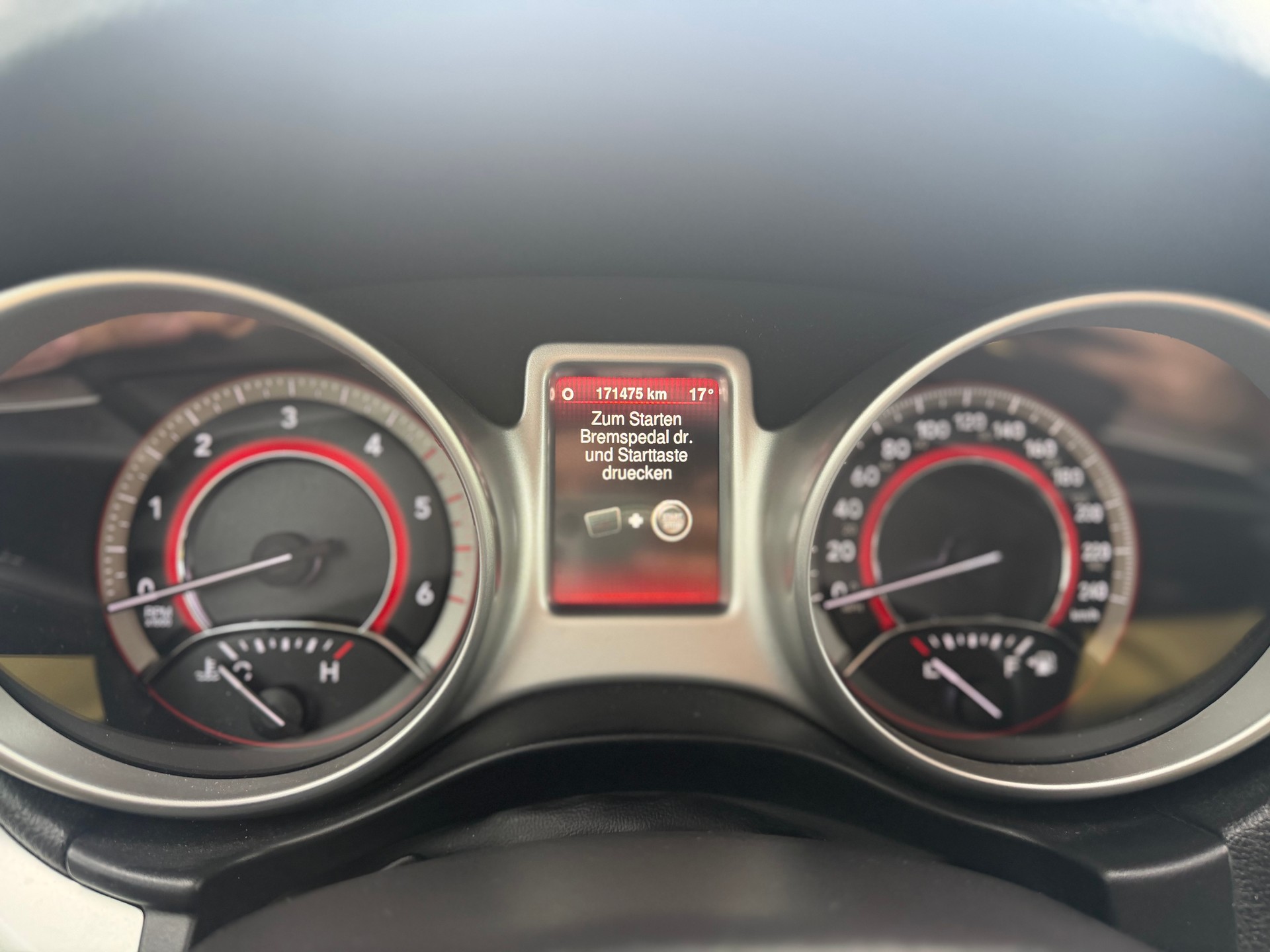 FIAT Freemont 2.0 MJ Lounge AWD Automat-image-12